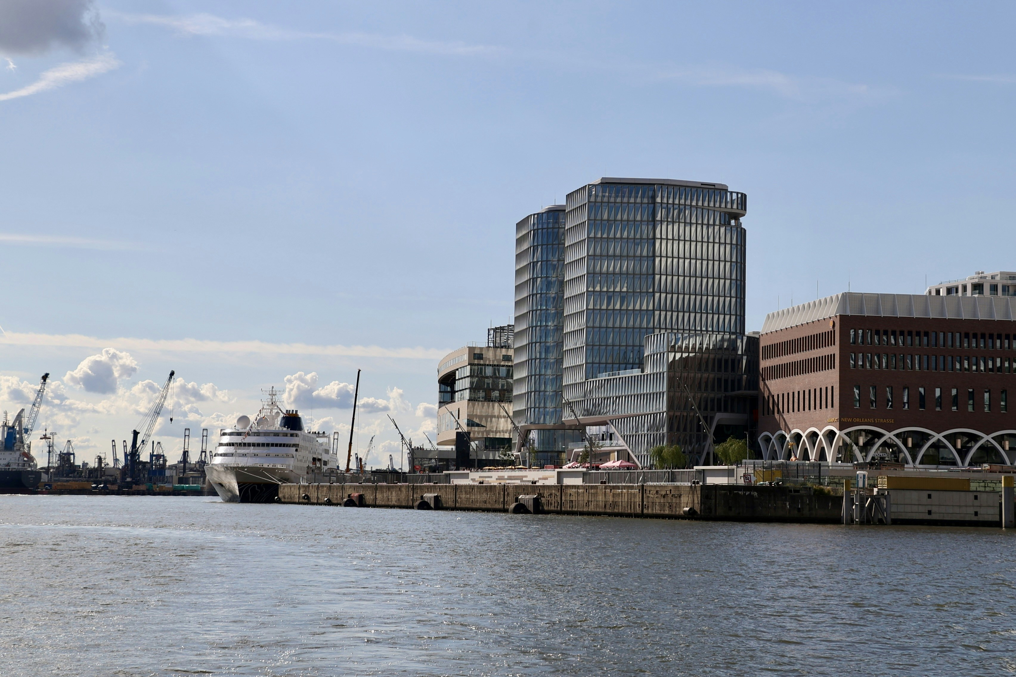 Photo by sanneschroeder