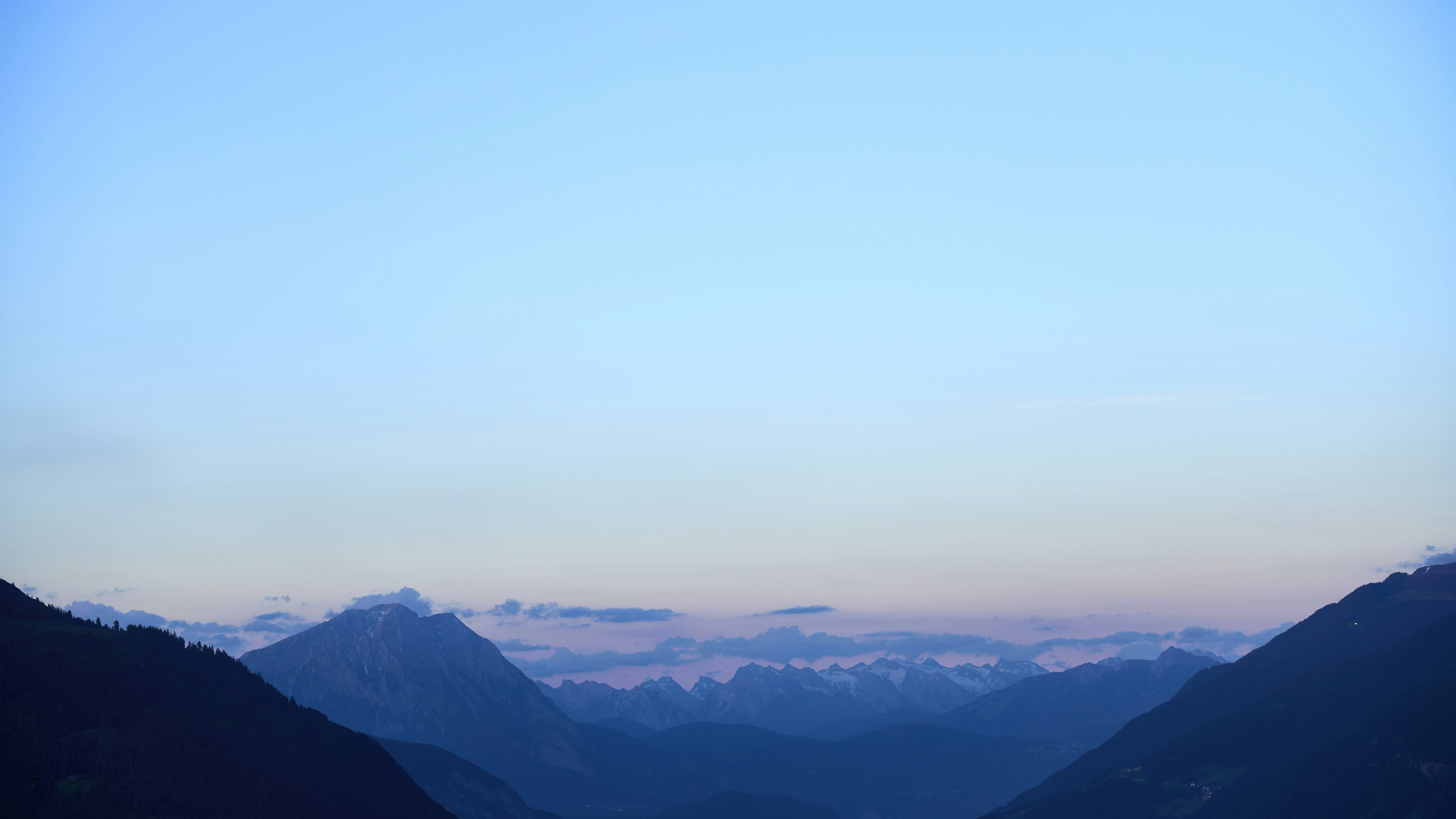 Photo by wolfgang_hasselmann