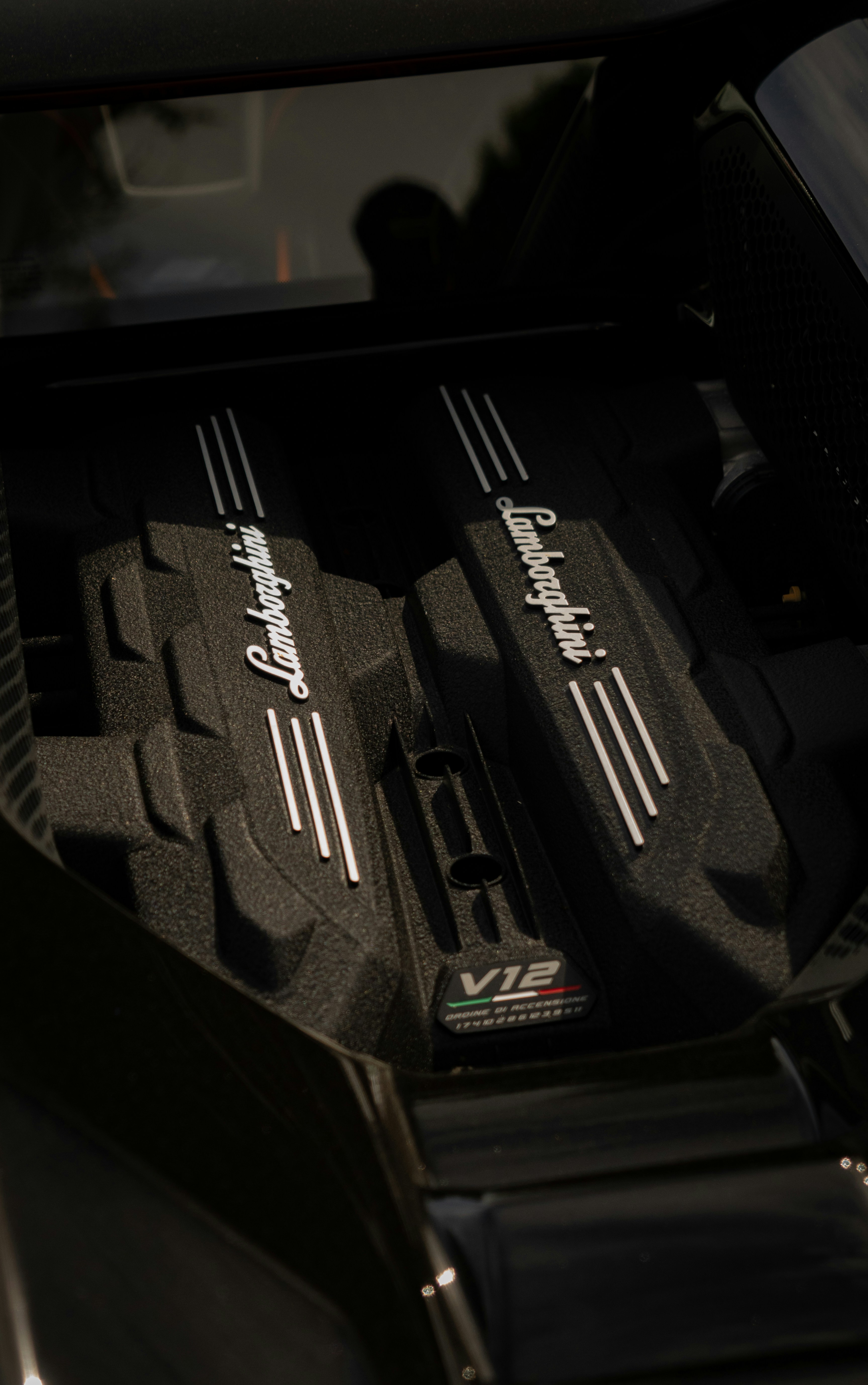 v12 engine wallpaper, wallpaper, V12 Engine Block: A Deep Dive into Design & Performance 2