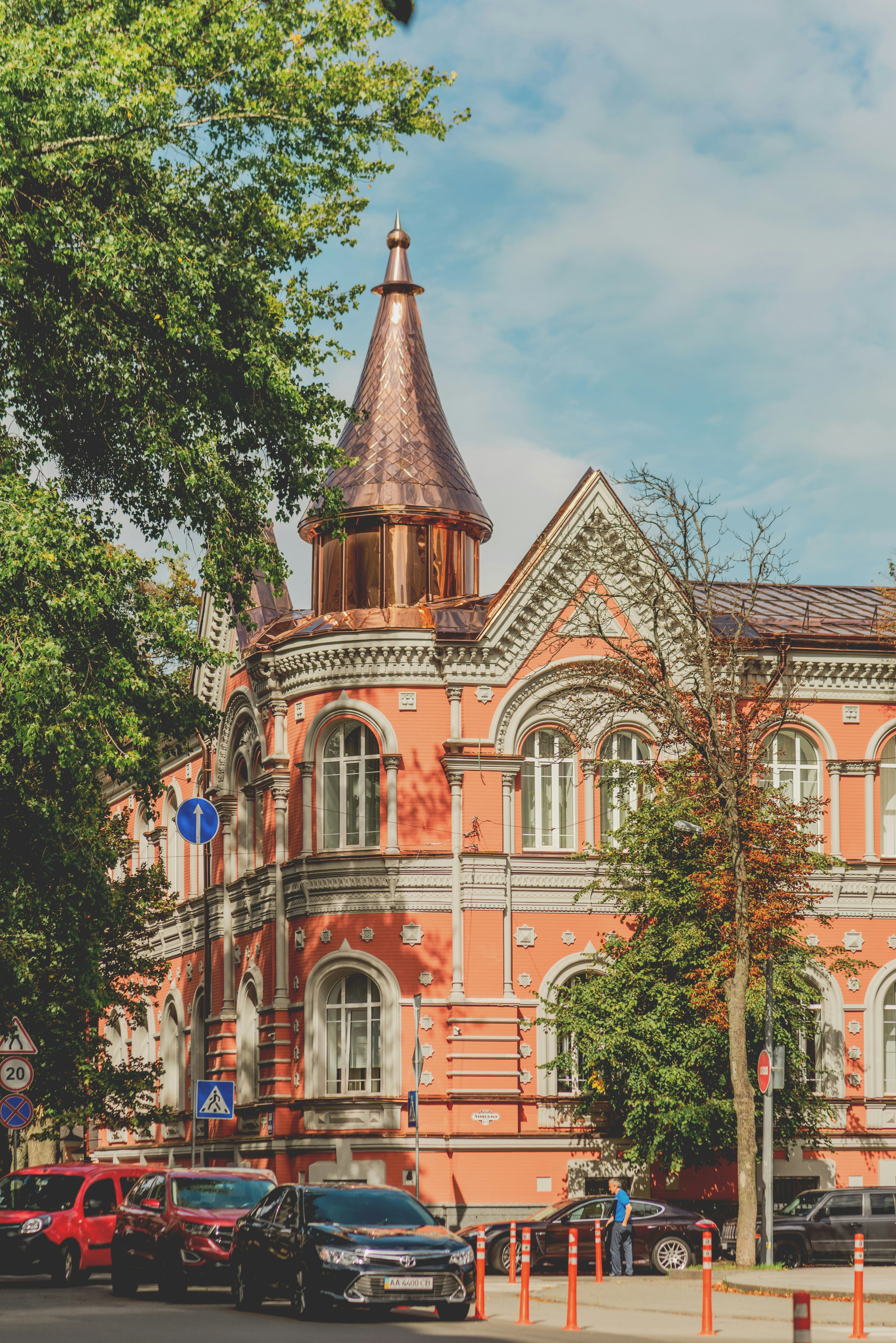 Photo by eugenivy_now