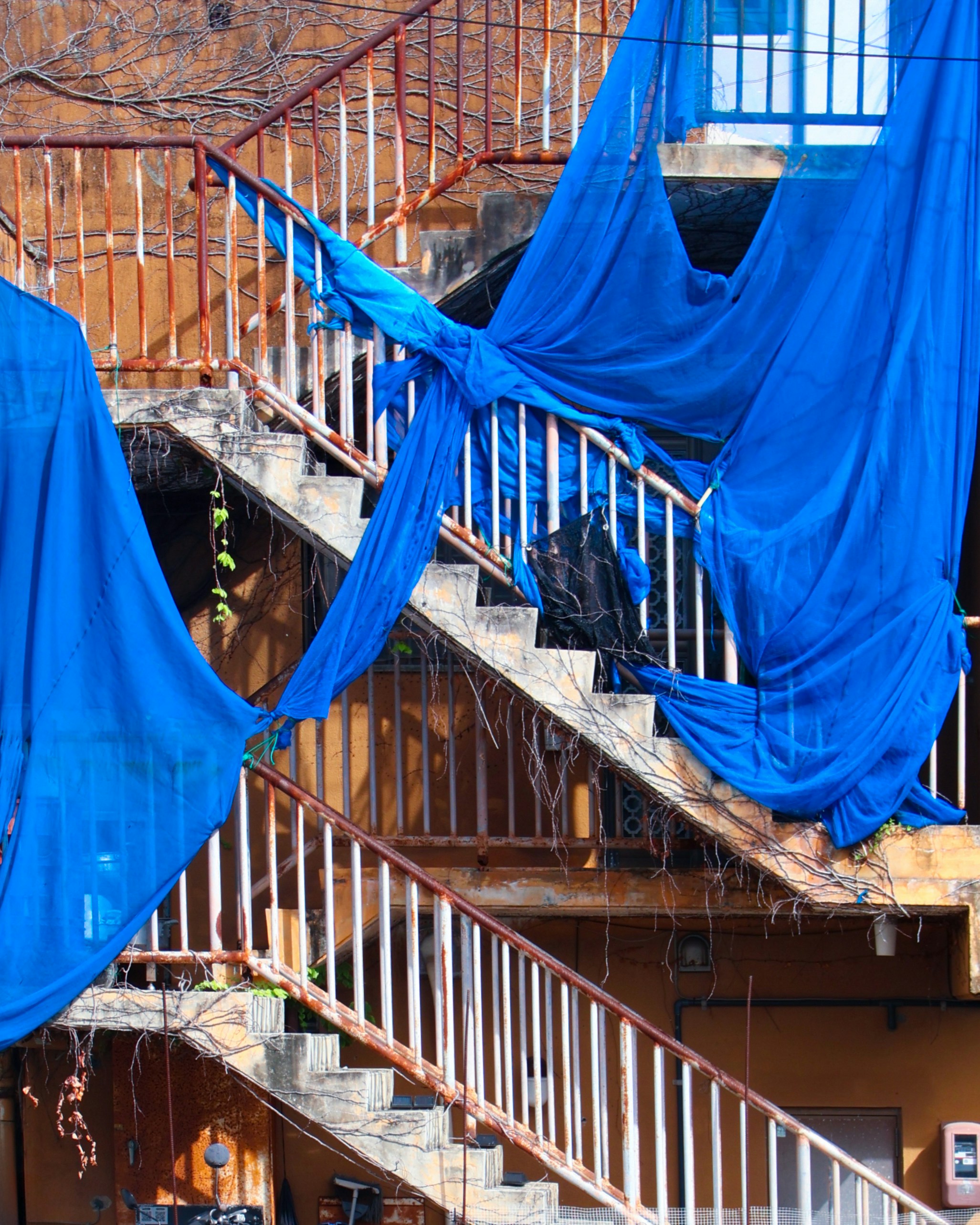 blue tarp texture, wallpaper, Choose a Tarp: A Guide to Material Weight 2