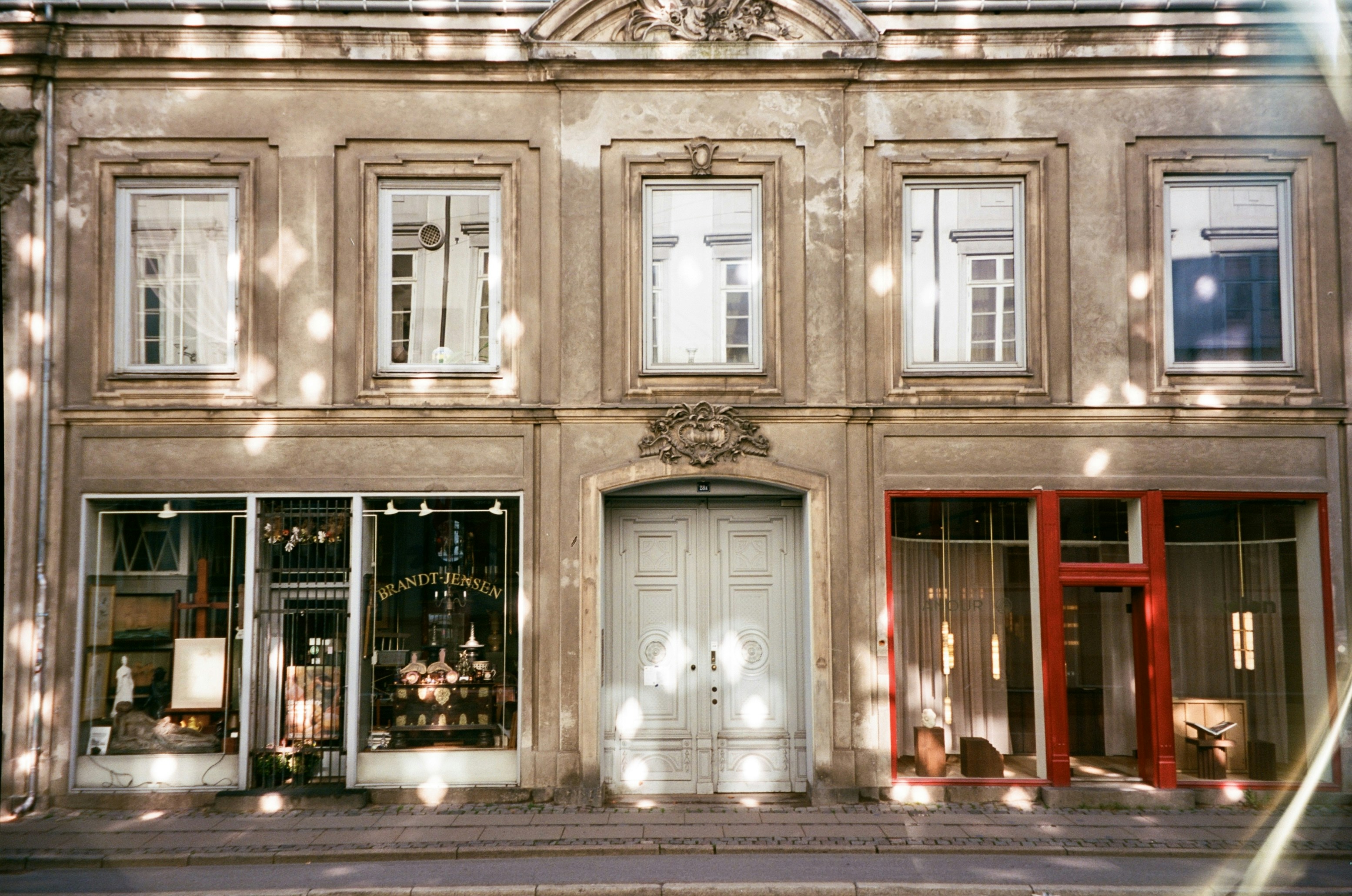 Comprare meno, scegliere meglio, il nuovo lusso è una questione di stile (e di testa)