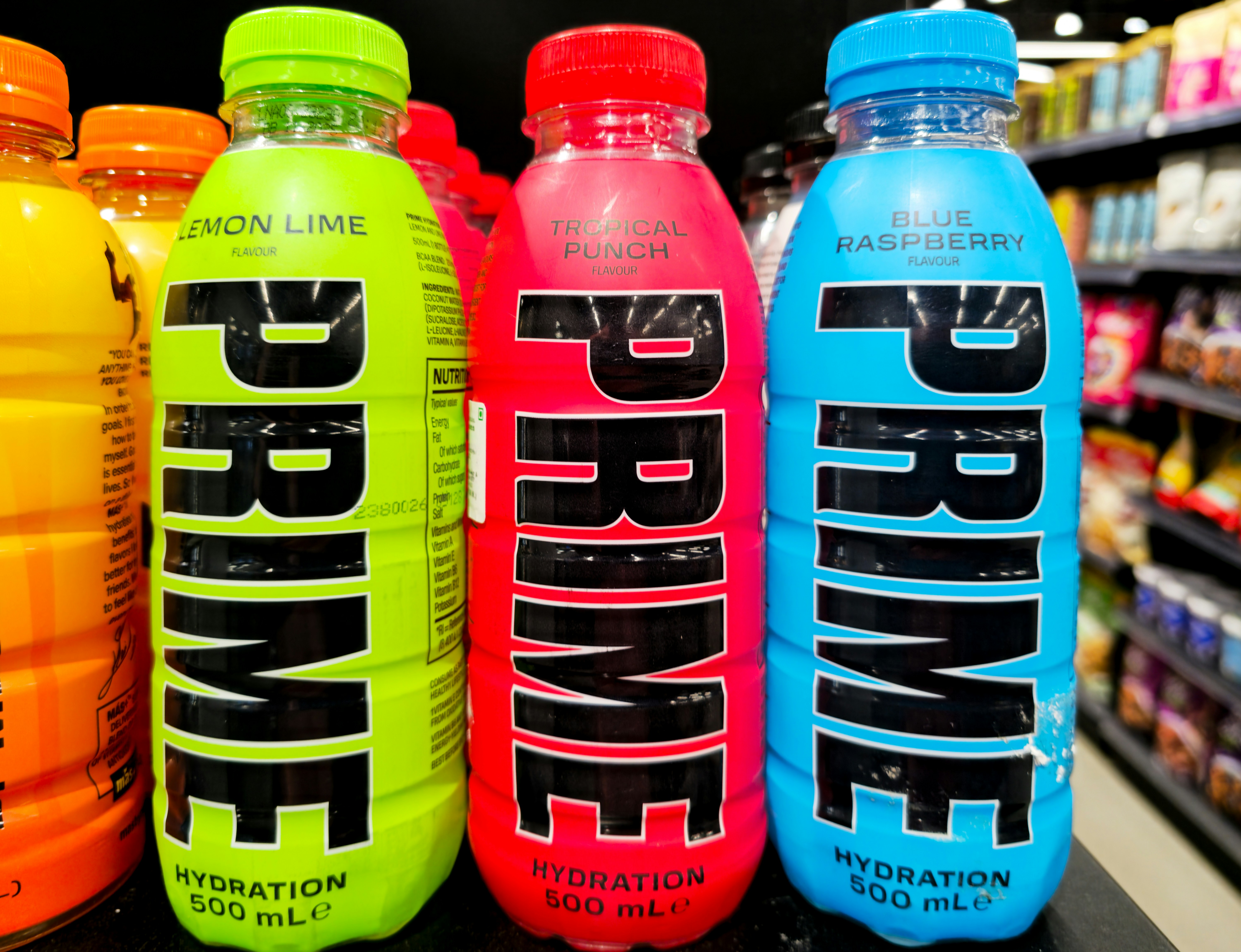 Bouteilles de compléments rouges KROOP