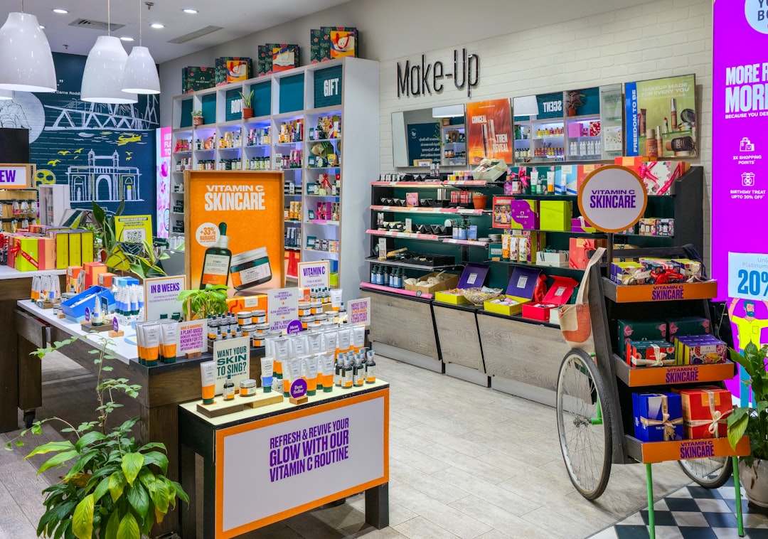 well-lit retail space showcasing products effectively - Energy Efficient Lighting Ipswich well-lit retail space showcasing products effectively - Energy Efficient Lighting Ipswich