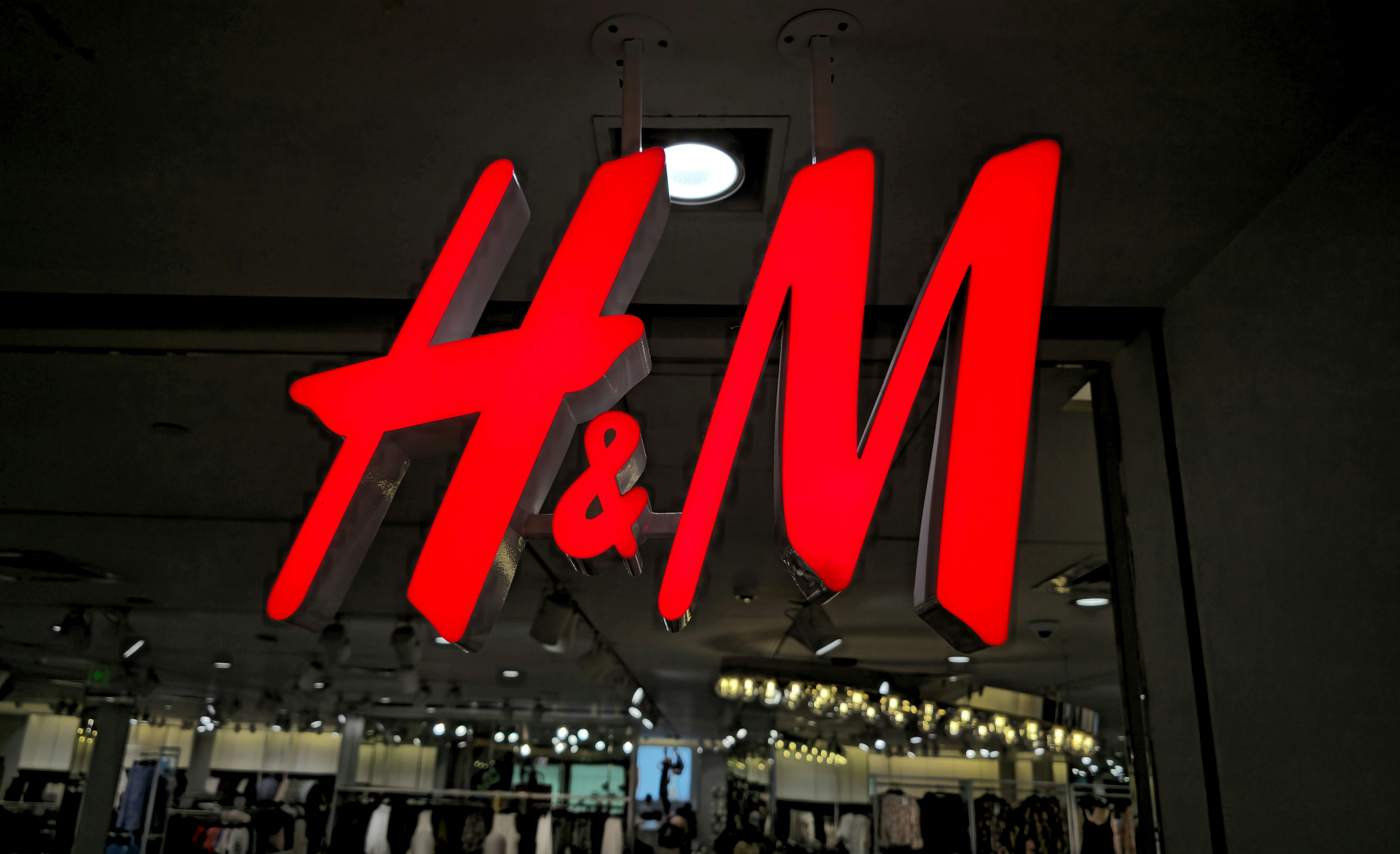 Best H&M Birthday Wishes & Messages Fans Will Love 2025