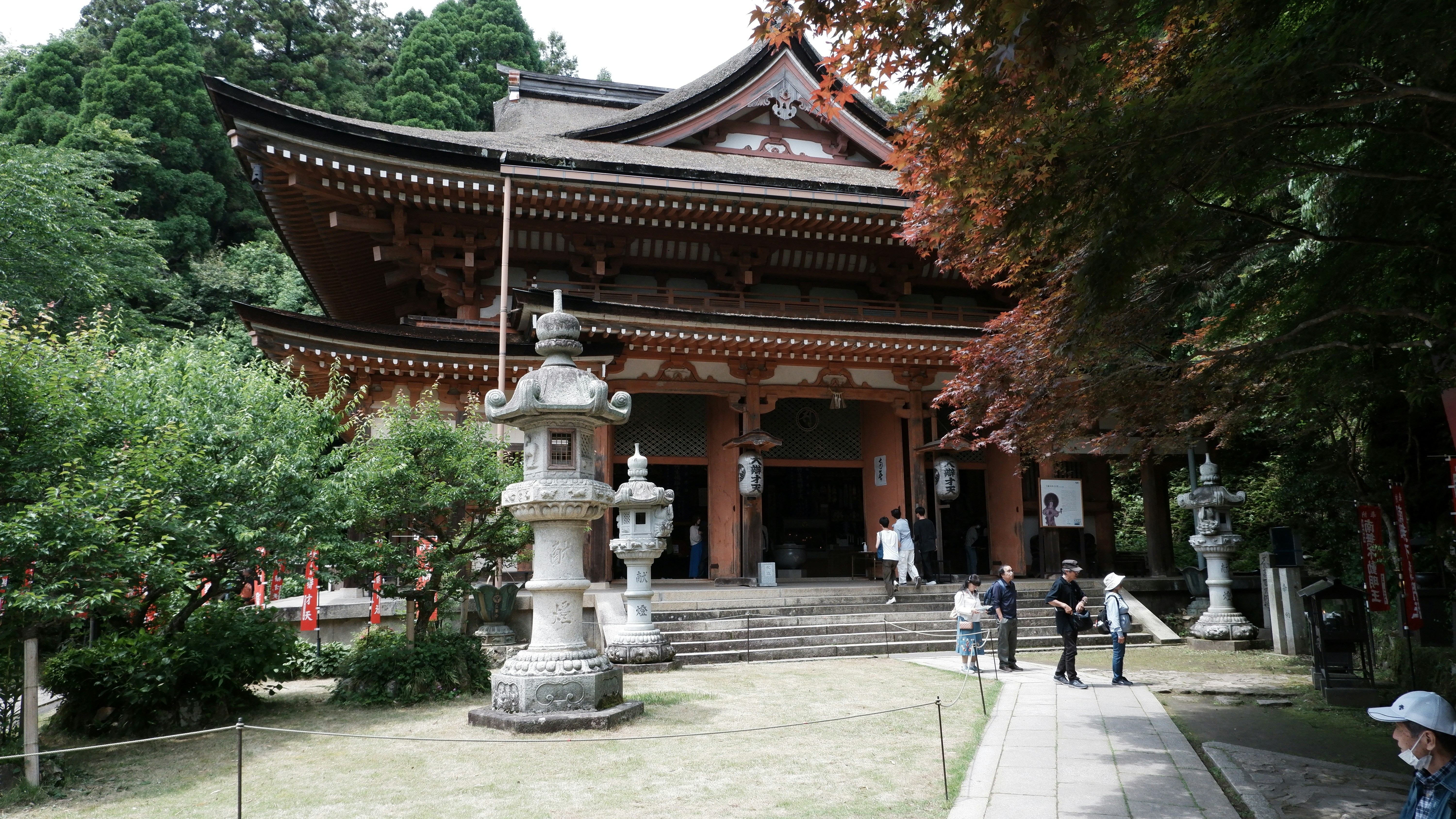 Photo by ryohariantoo