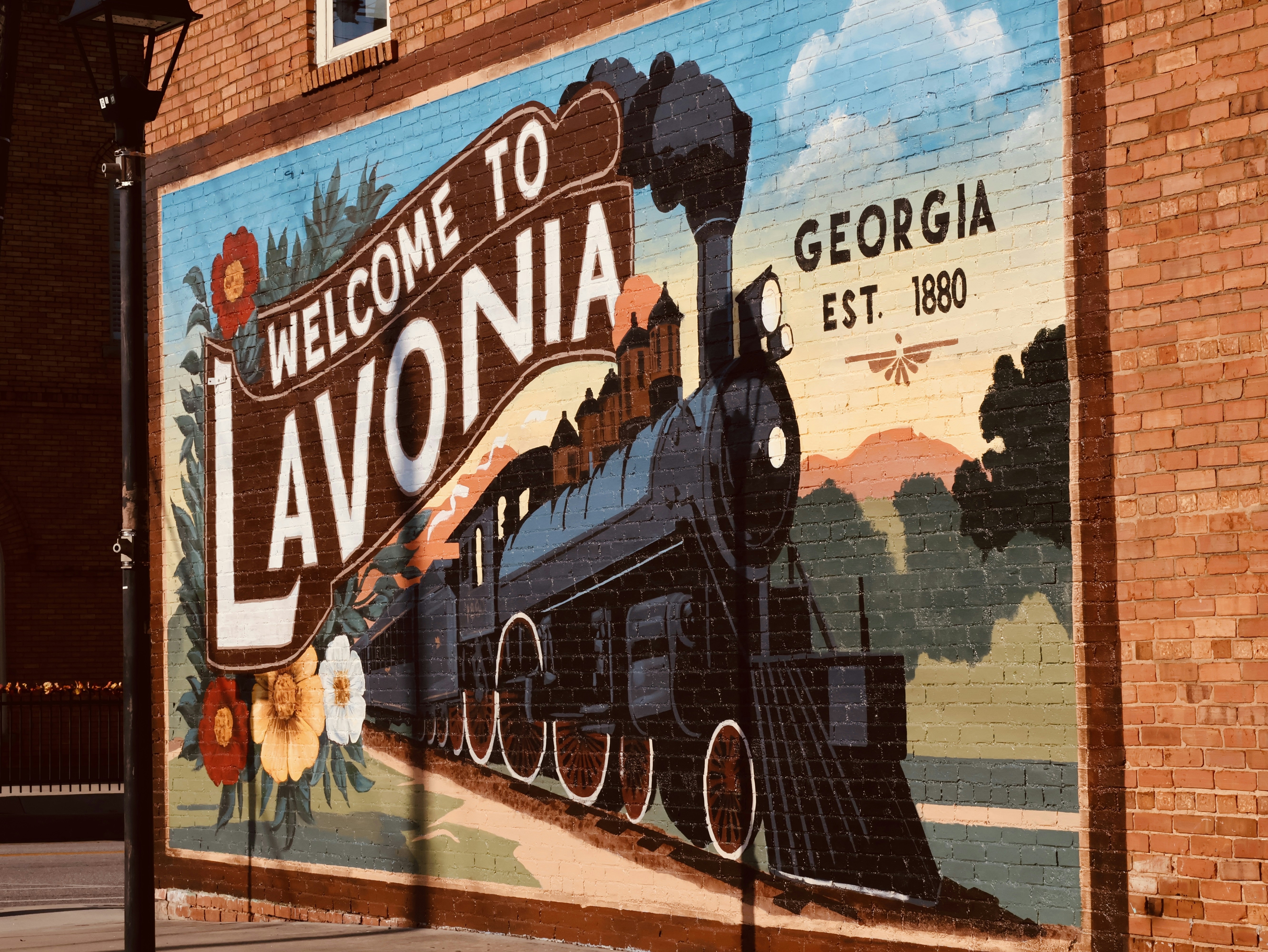 Welcome to lavonia georgia mural with steam train.