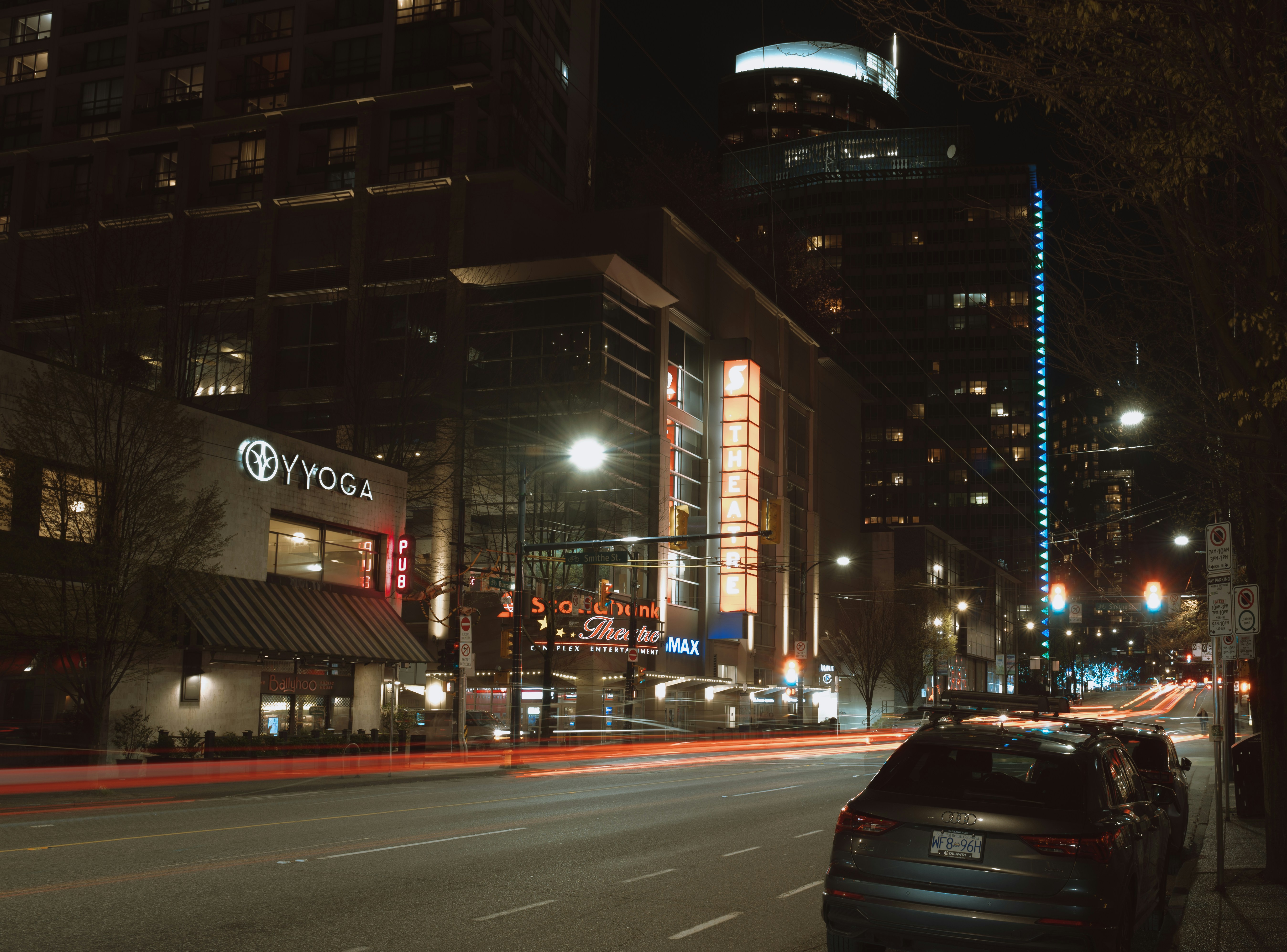 Photo by ericstoynov