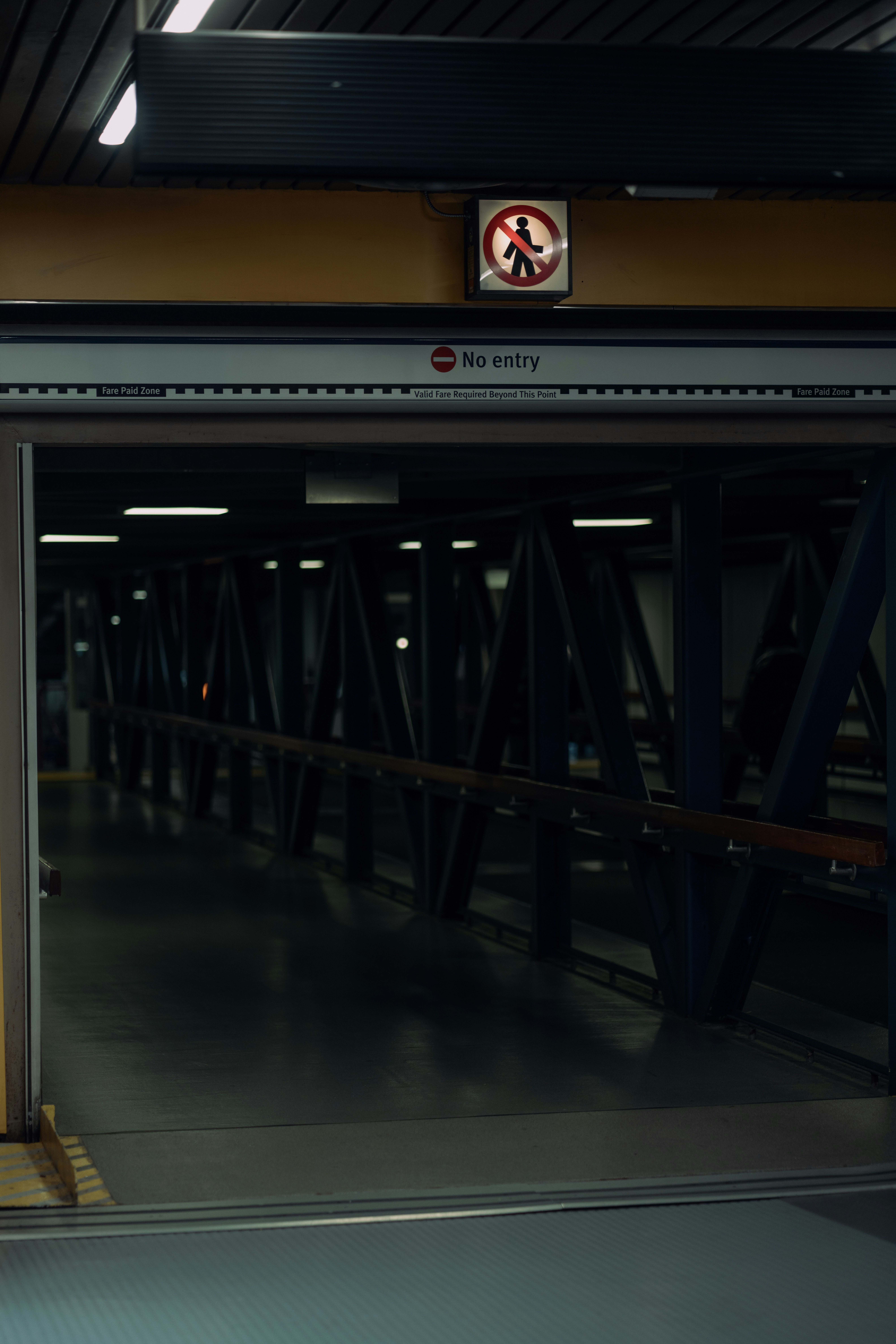 Photo by ericstoynov