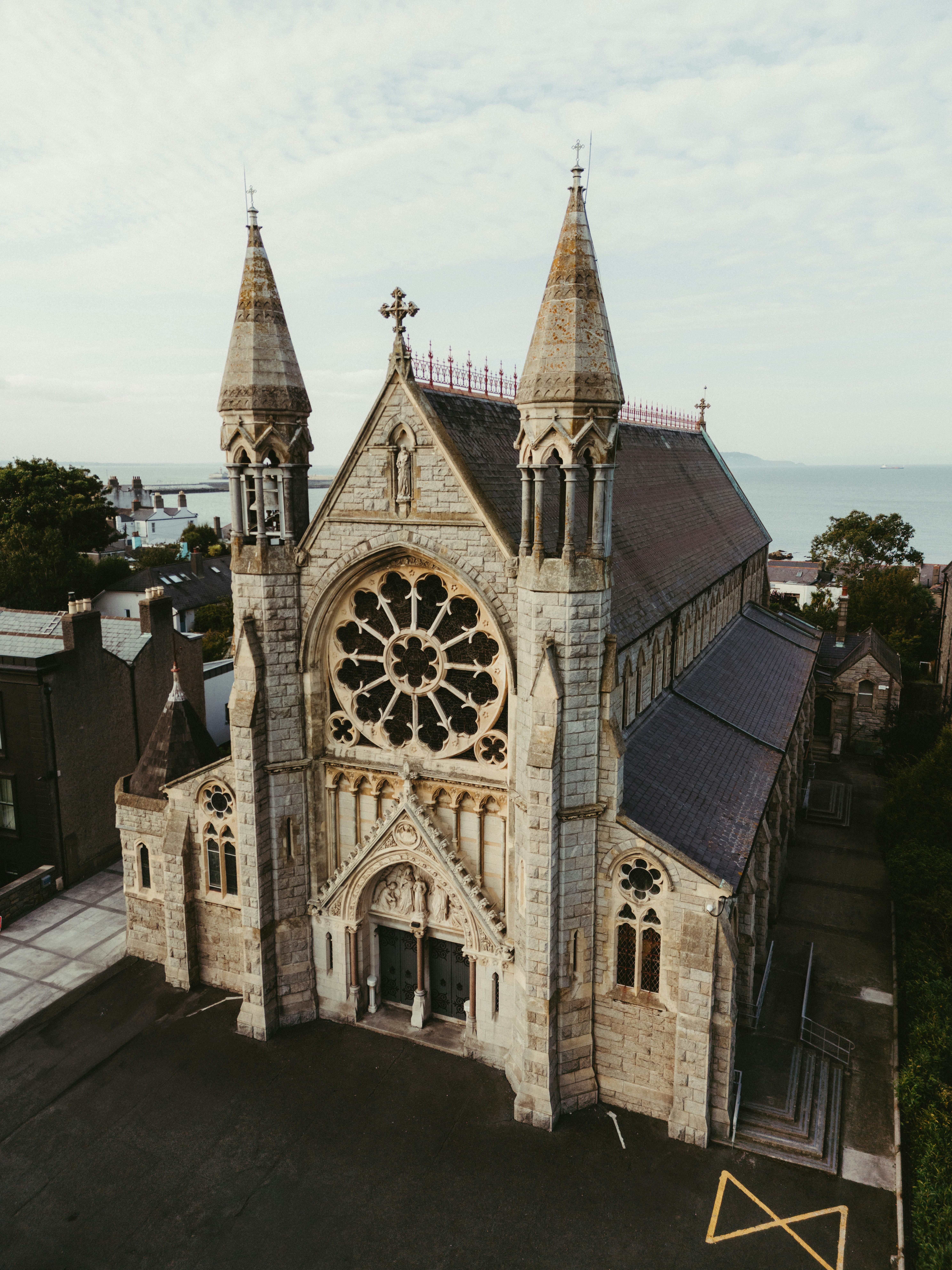 Photo by jonathanborba