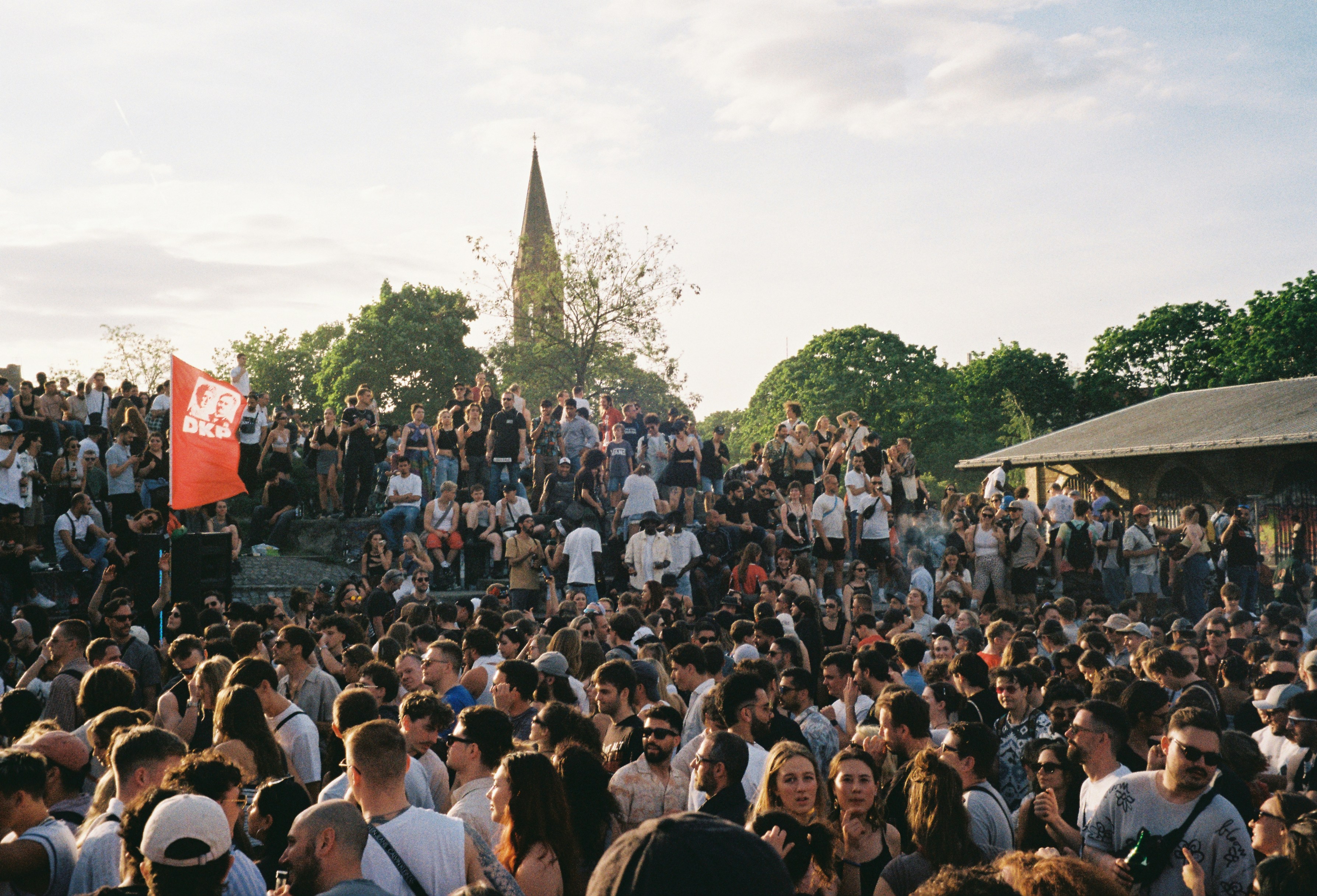 2026年尼斯嘉年華 – 法國蔚藍海岸的鮮花大戰與花車遊行