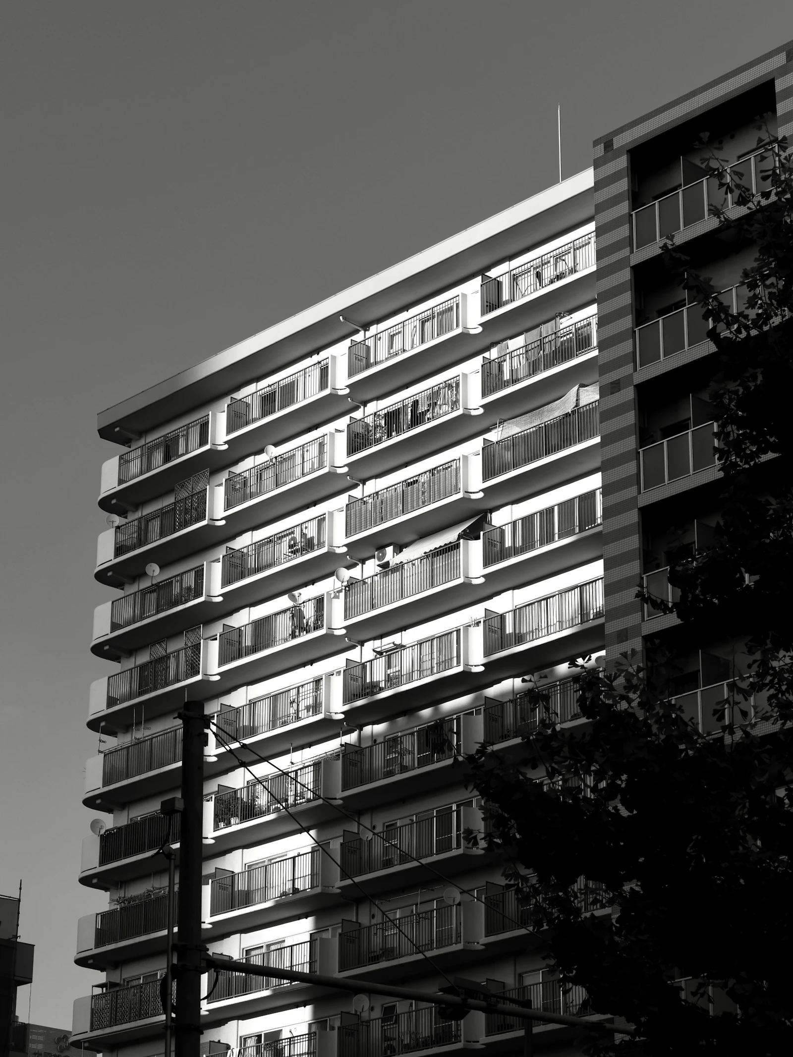 Modern block of flats requiring a fire strategy under BS 9991