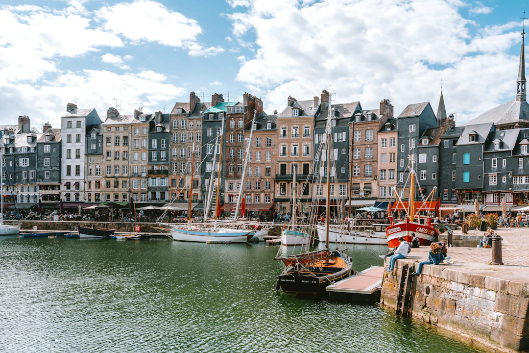 Honfleur 2026 Travel Guide — Top Things to Do, Food & Tips