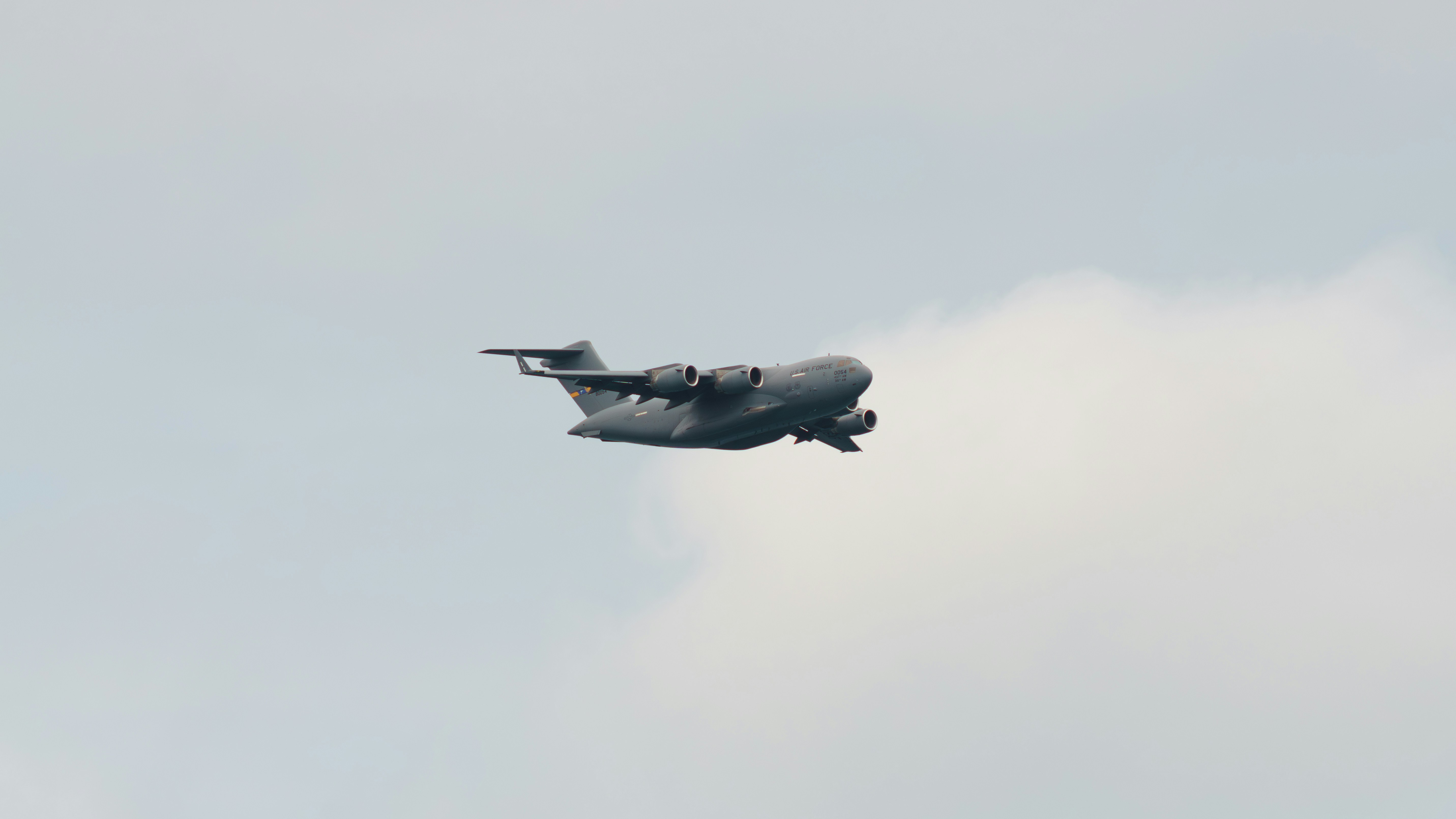 AI Agents in Cloud Operations: Boosting Efficiency or Increasing Risk?