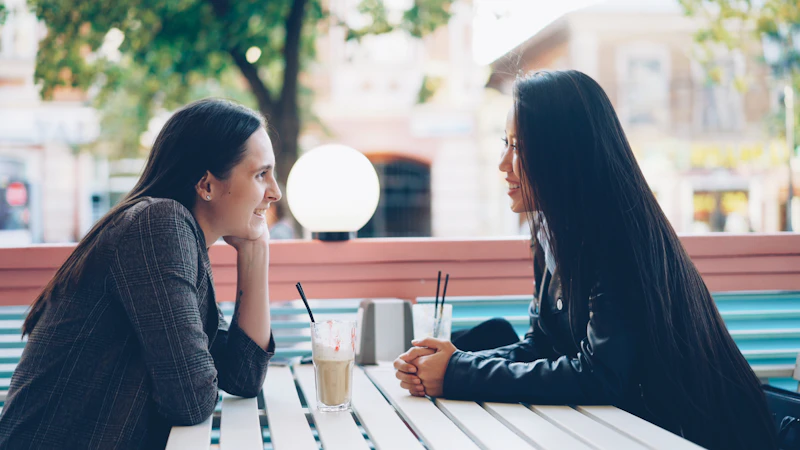 [Reflexivo] Amistades de adultas: por qué cuesta sostenerlas después de los 30