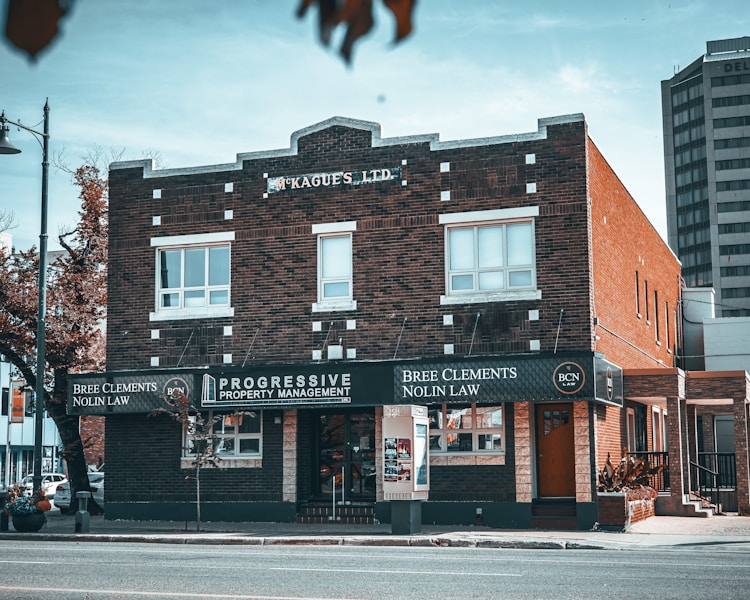 Law office exterior representing Florin Roebig