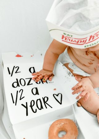 Fiesta de primer año (smash cake): ideas y qué considerar