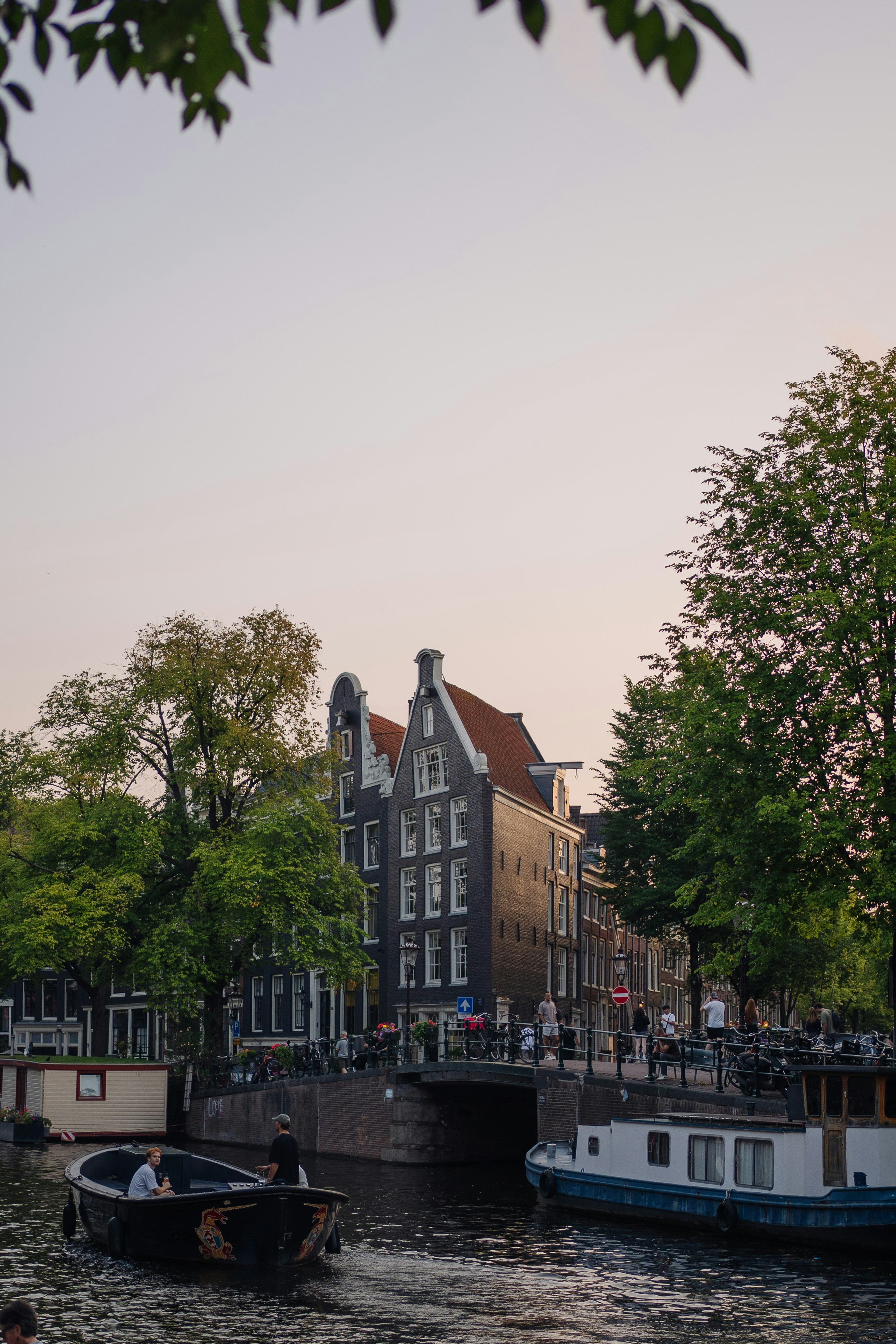 Photo by robert_lens