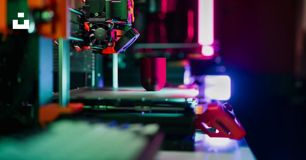 Clean 3D printing workspace with printer in operation