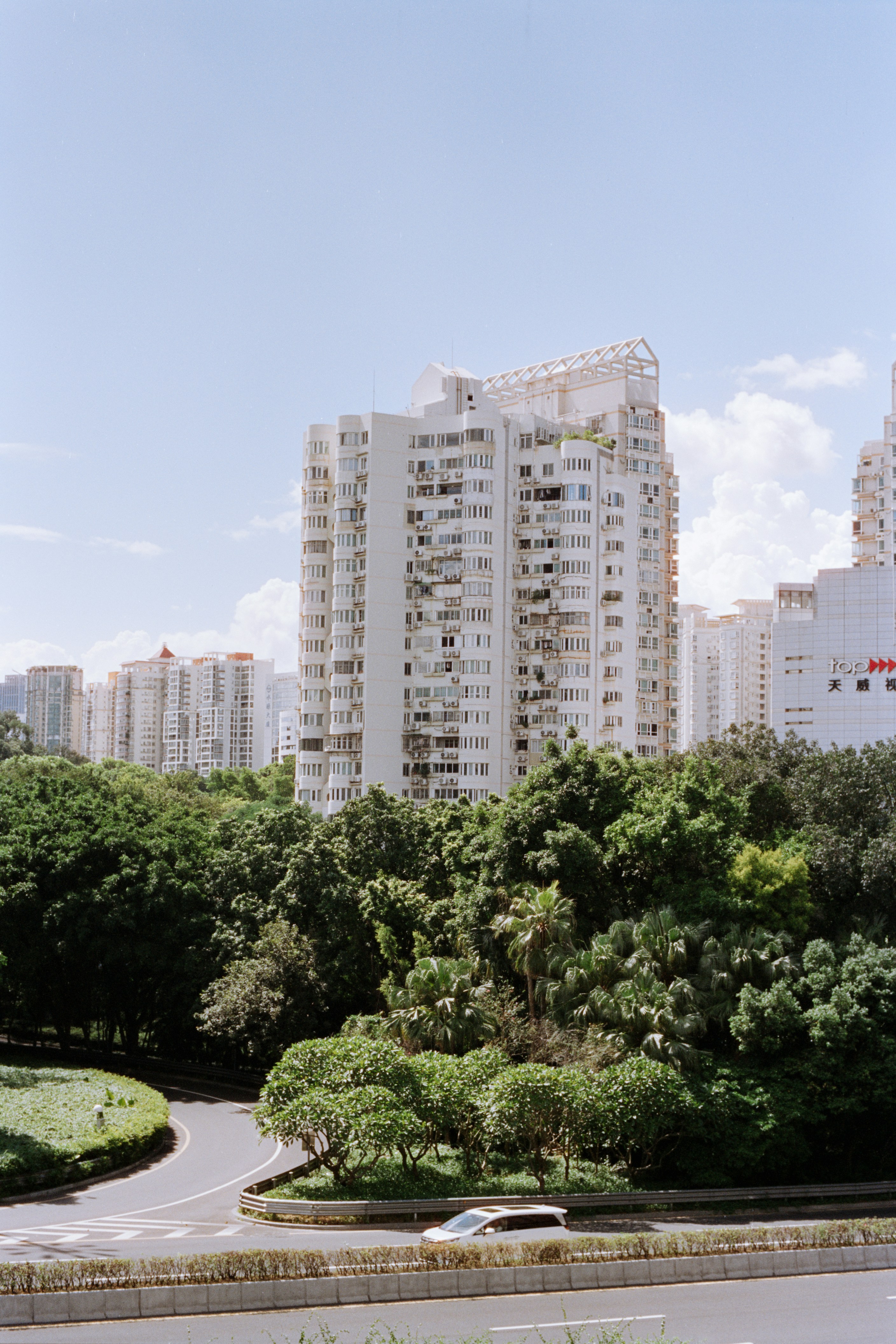 Photo by zhenyao_photo