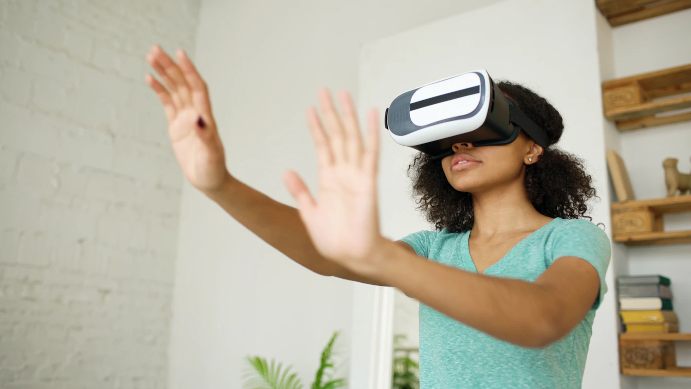 Teen wearing a VR headset