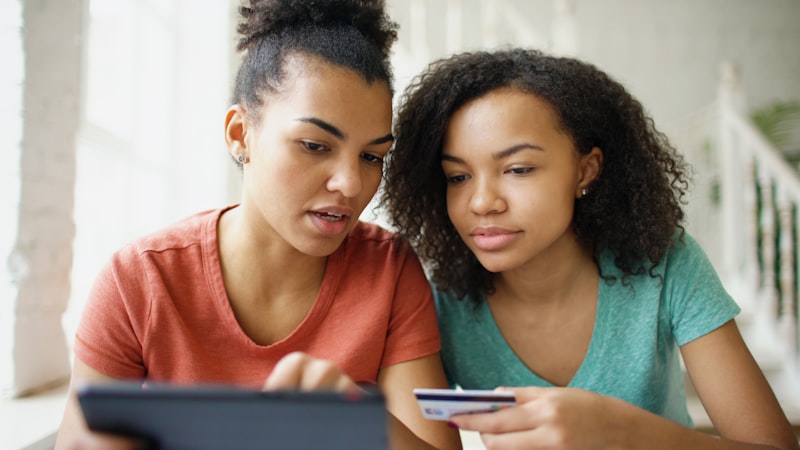 E-Commerce Trends 2024-2025: Turkey & Global Market
