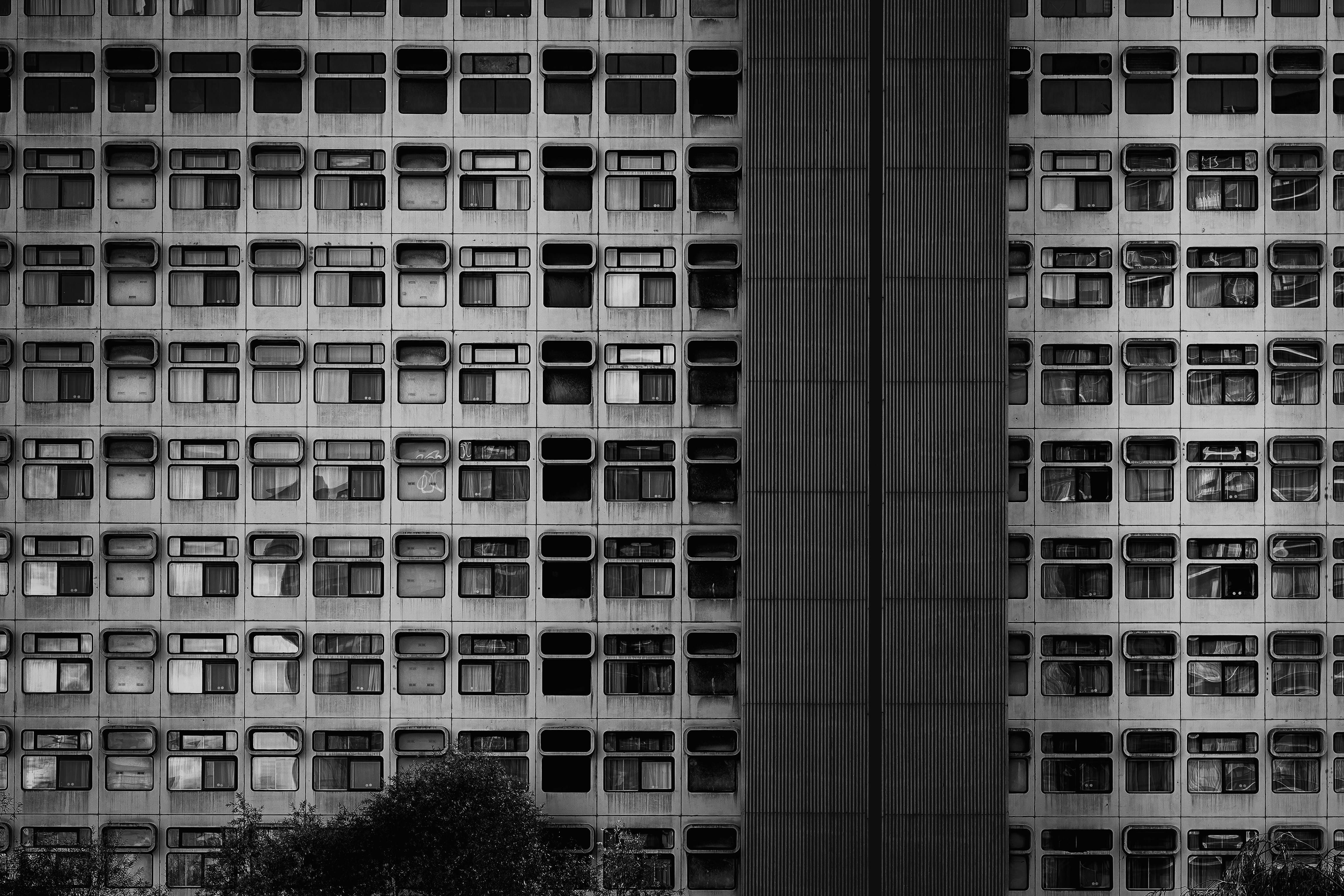 Editor-ApprovedCurated Luxury Handbags You Can Buy Today | Beroma.shop