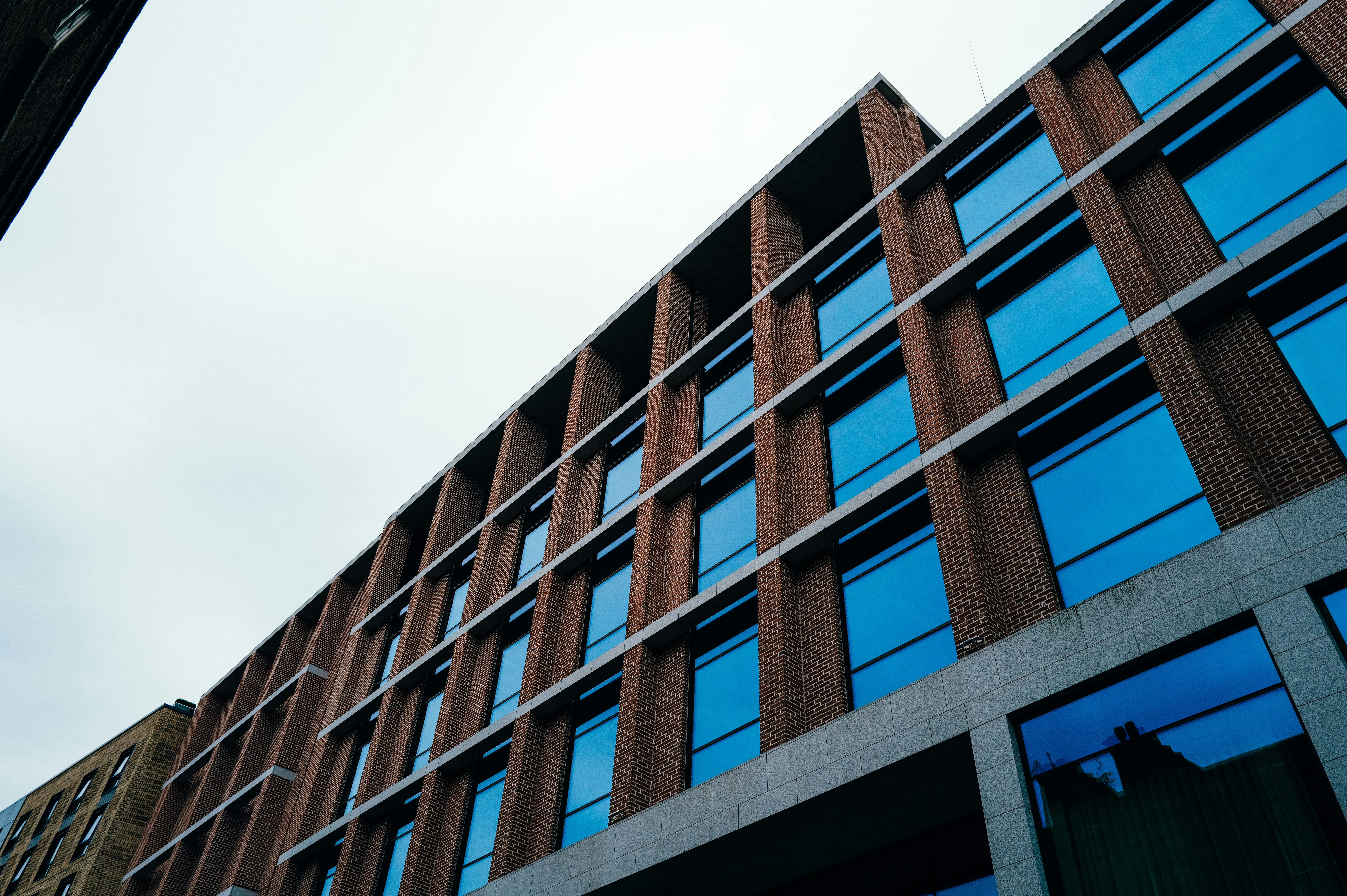 Photo by adrienolichon