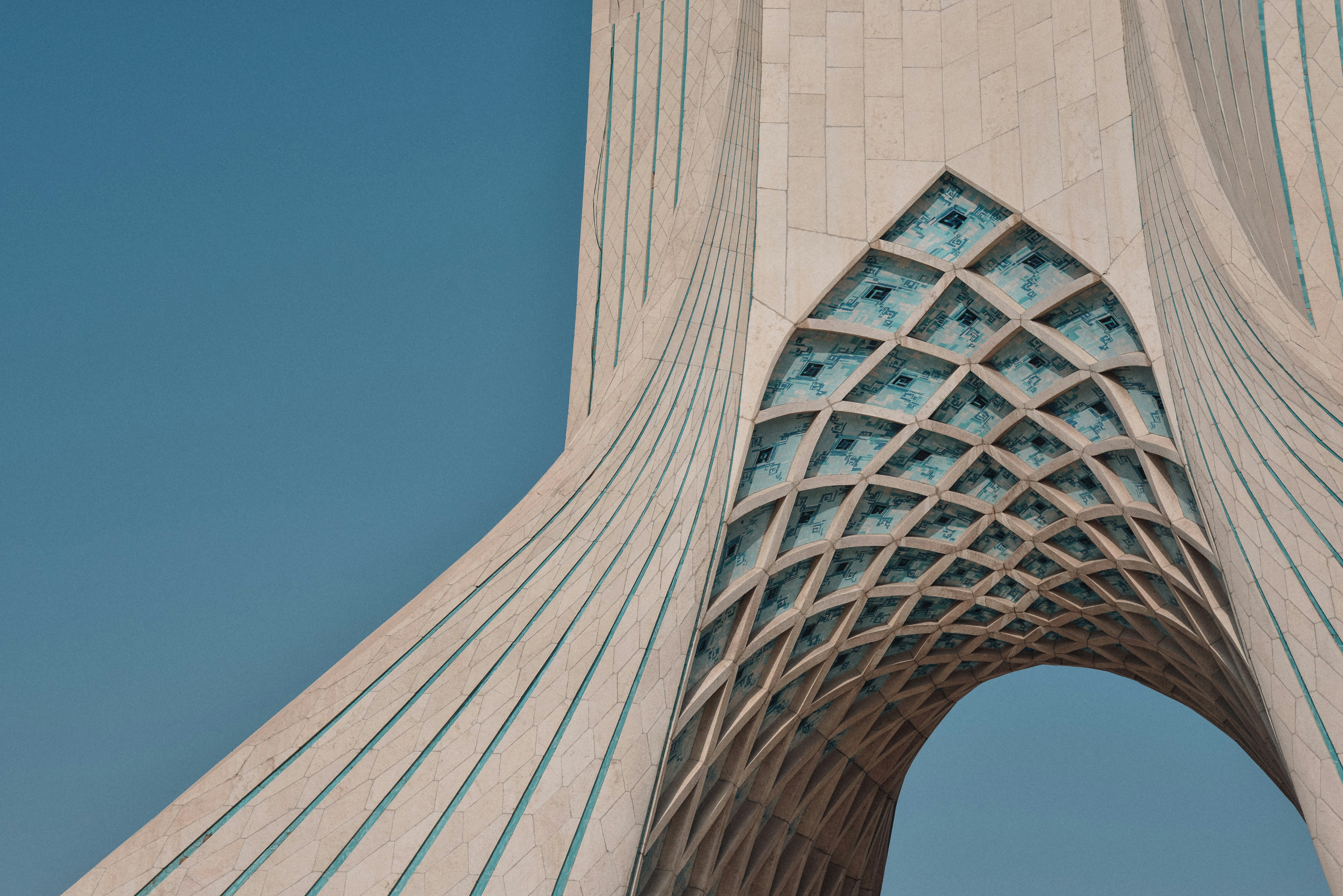 Tehran Luxury Travel