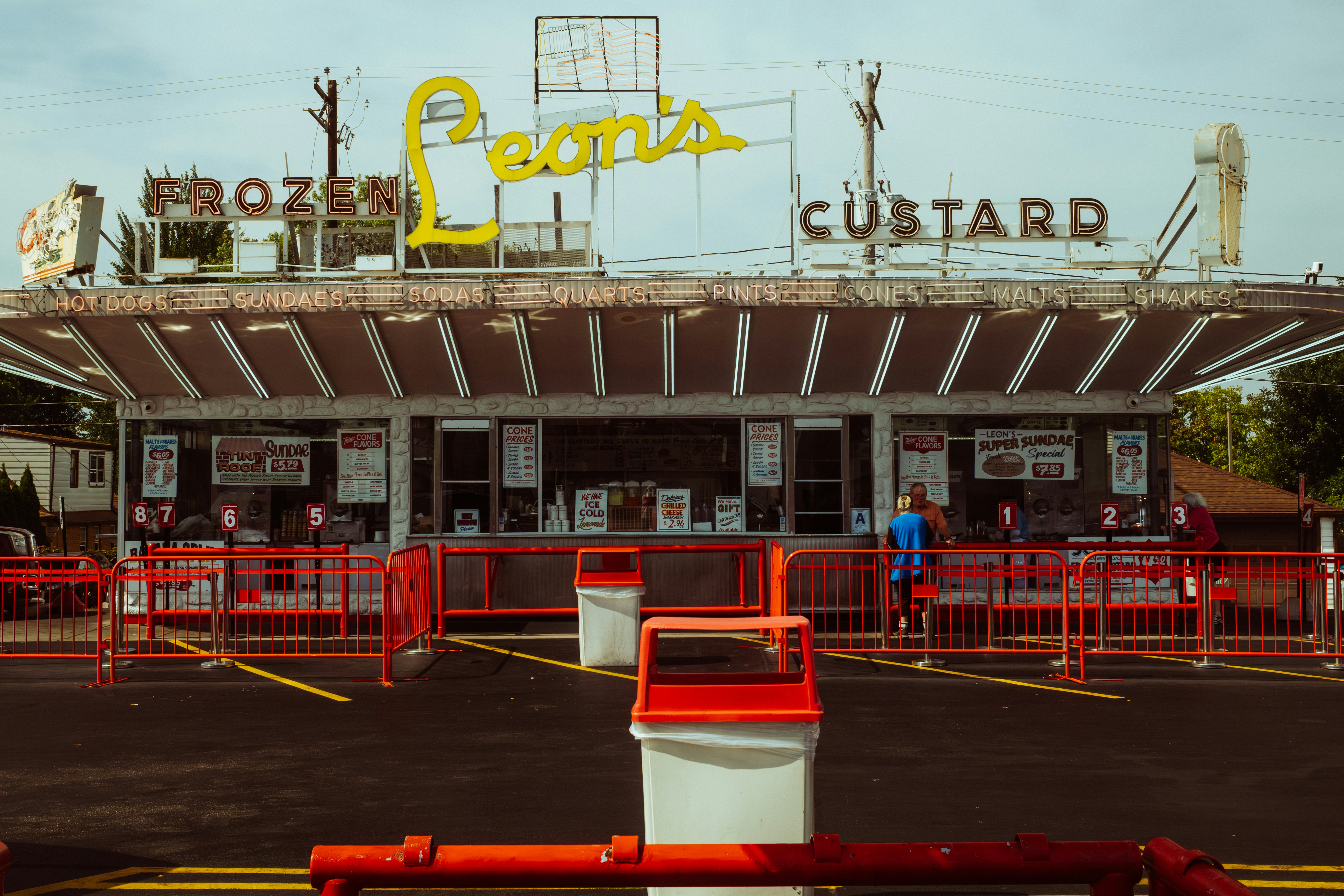 Frozen custard stand