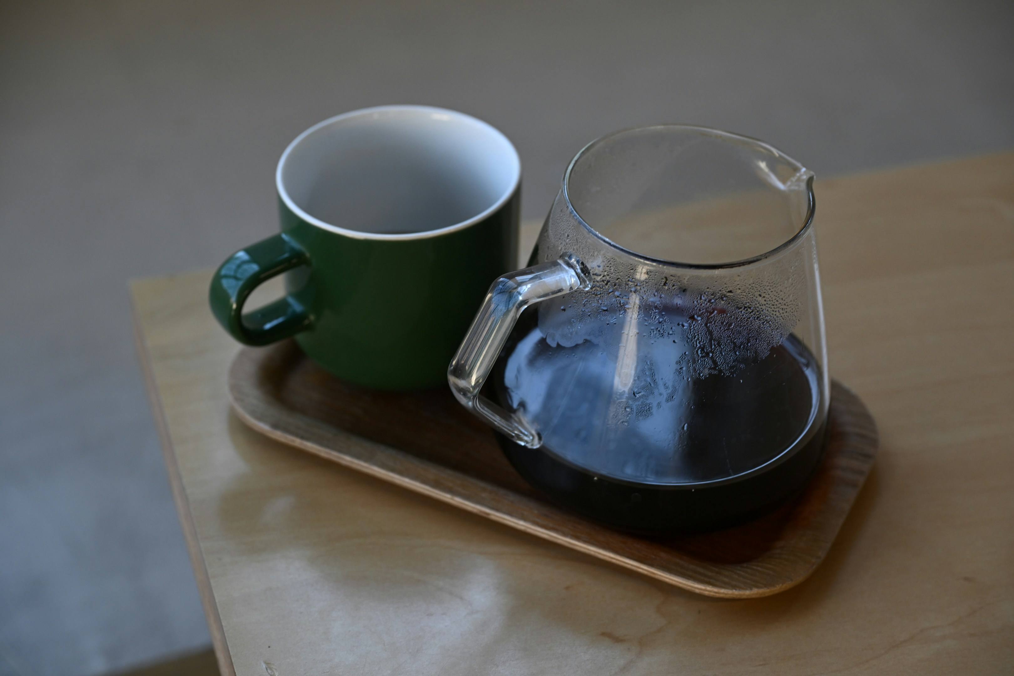 Assorted clear glass coffee mug set