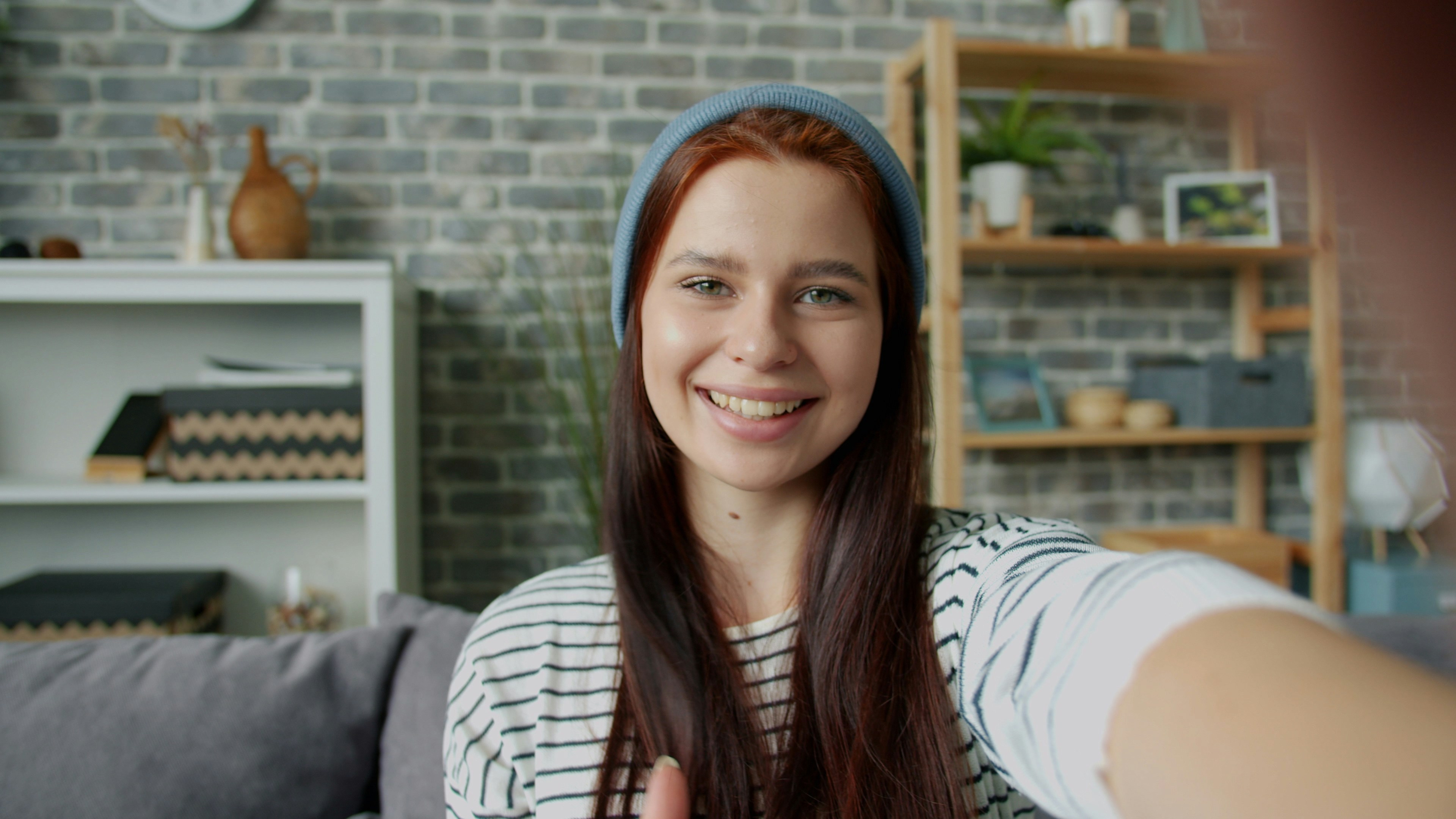How Emma Ollie Rewrote the Rules of Being Real Online