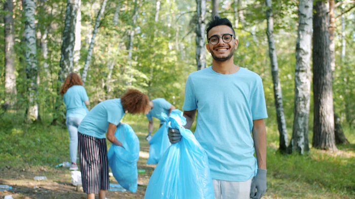 Youth volunteers for Earth Camp climate action