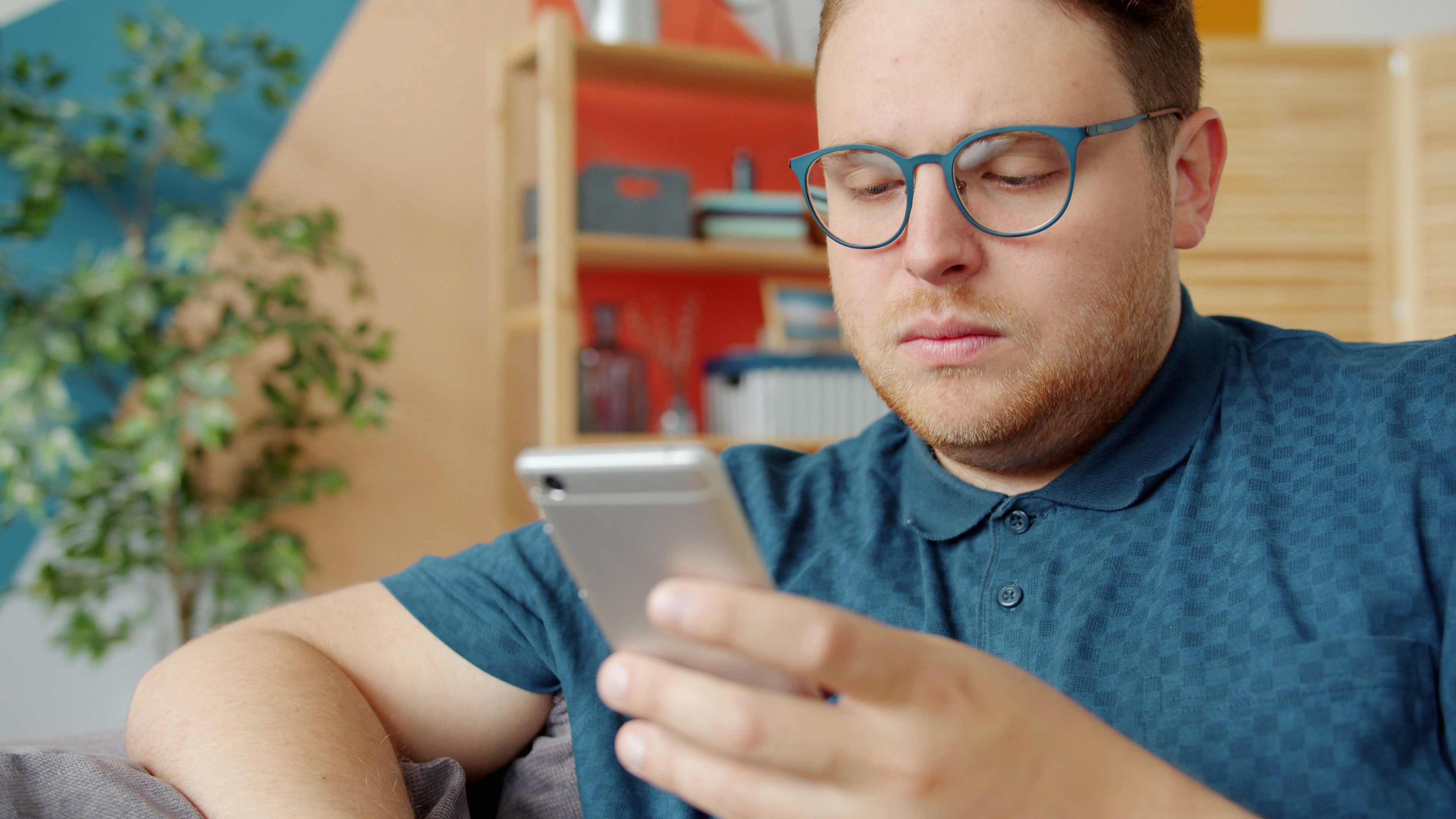That 'Free' Phone Deal Just Cost Someone $500: The Mobile Promo Scams Bleeding Budget Shoppers Dry