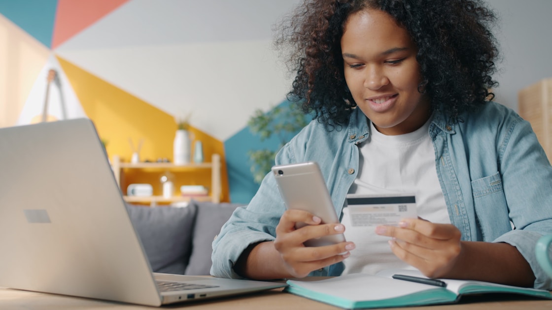 Student Loan Payments 2026: SAVE Plan Blocked, $1.84 Trillion in Debt, What to Do Now