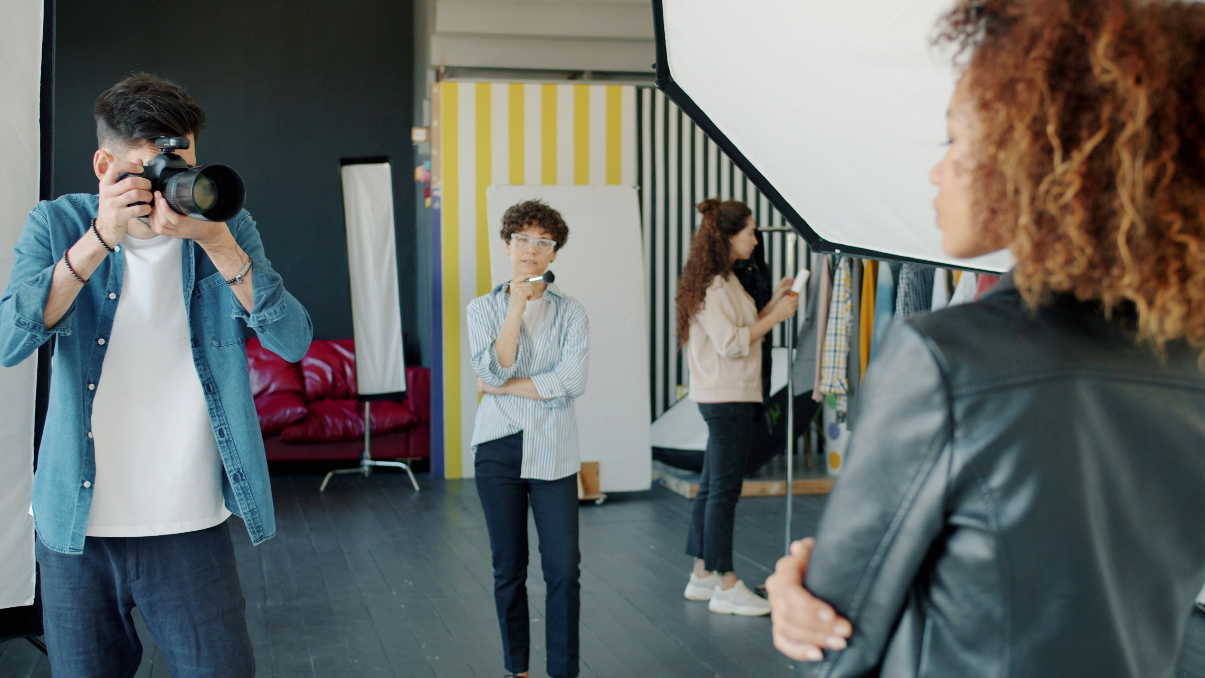 Fashion business expert