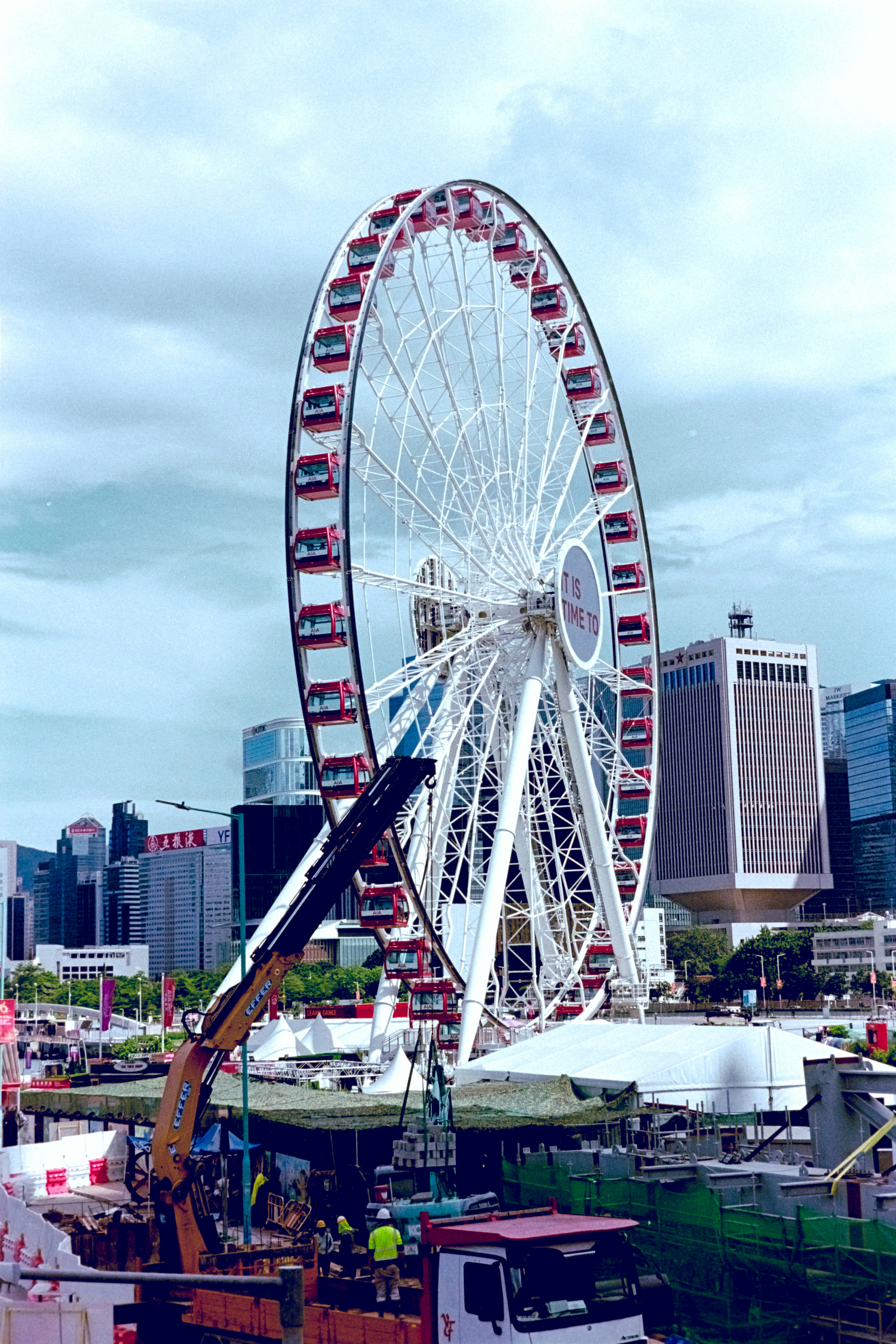 Photo by framethestreets