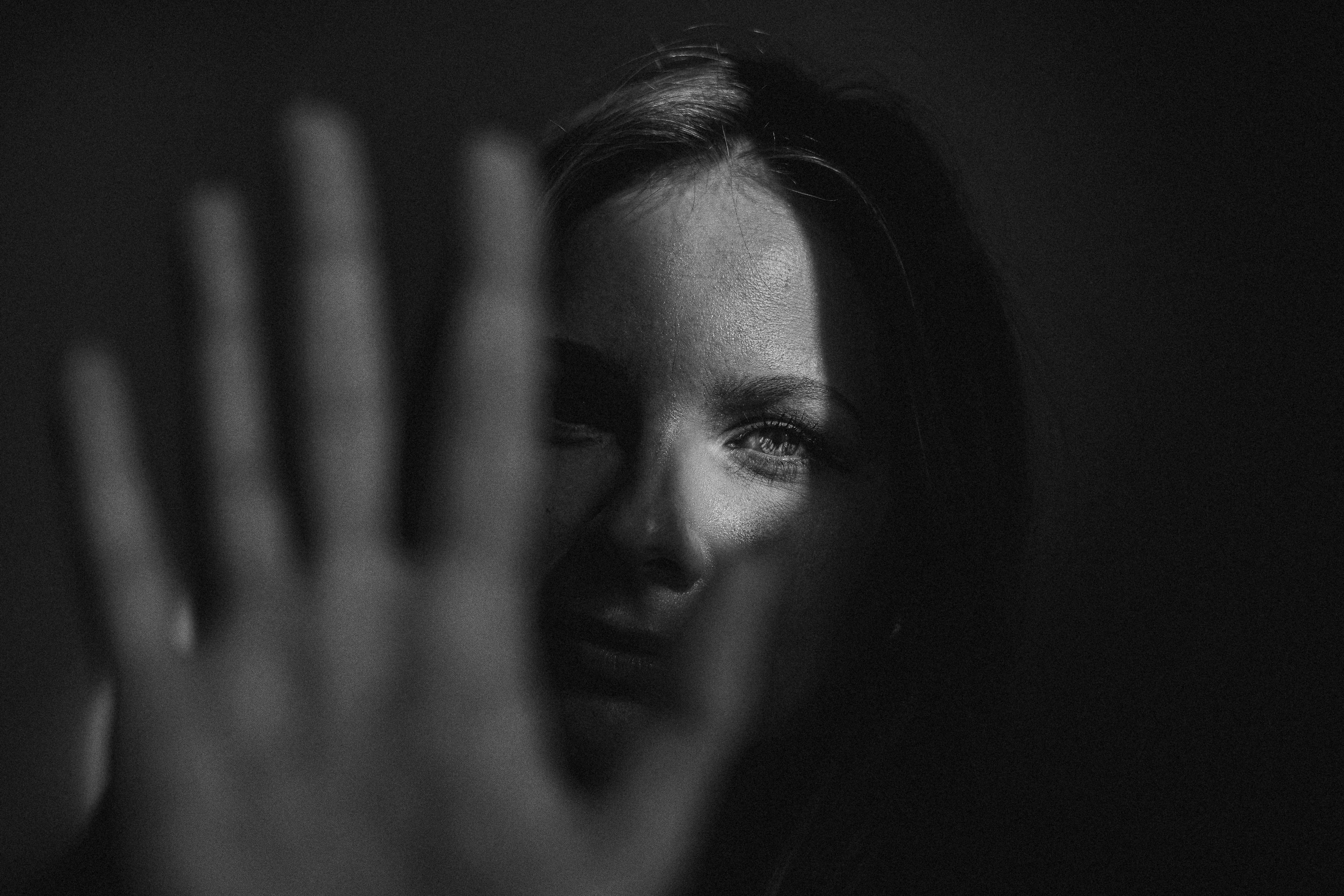 Сексуальне домагання  та домашнє насильство –  вирішуємо проблему