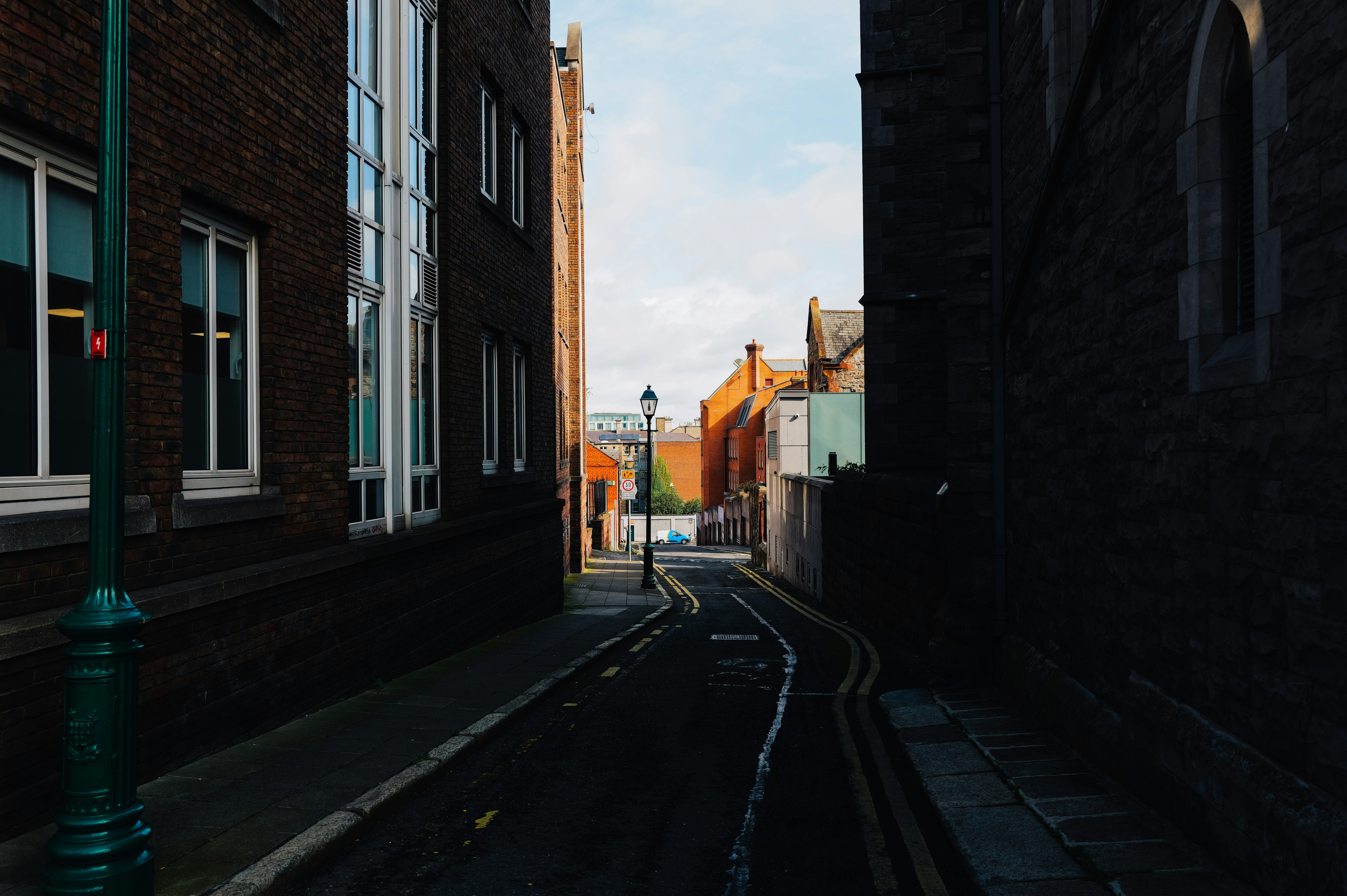 Photo by adrienolichon