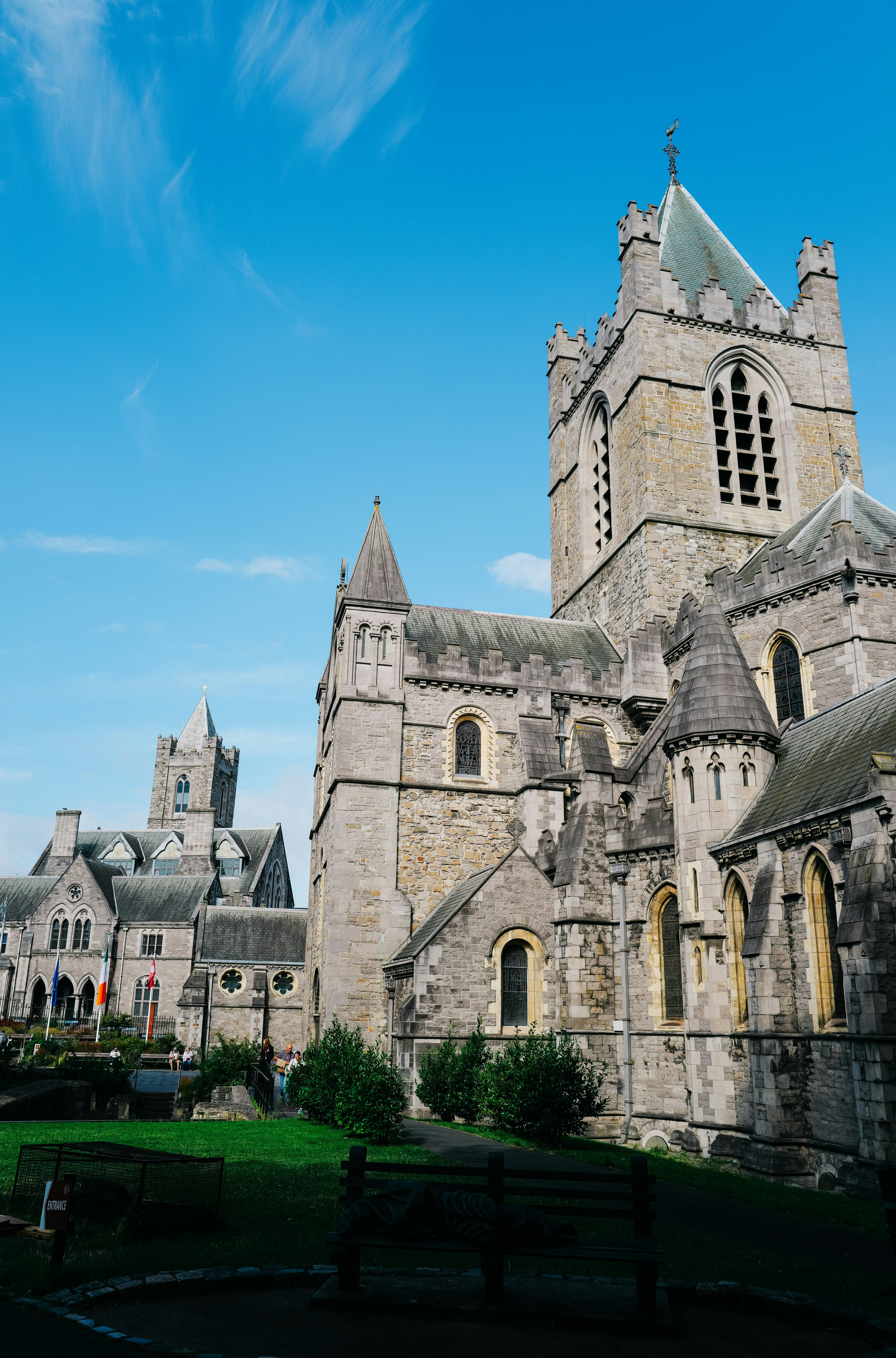 Photo by adrienolichon