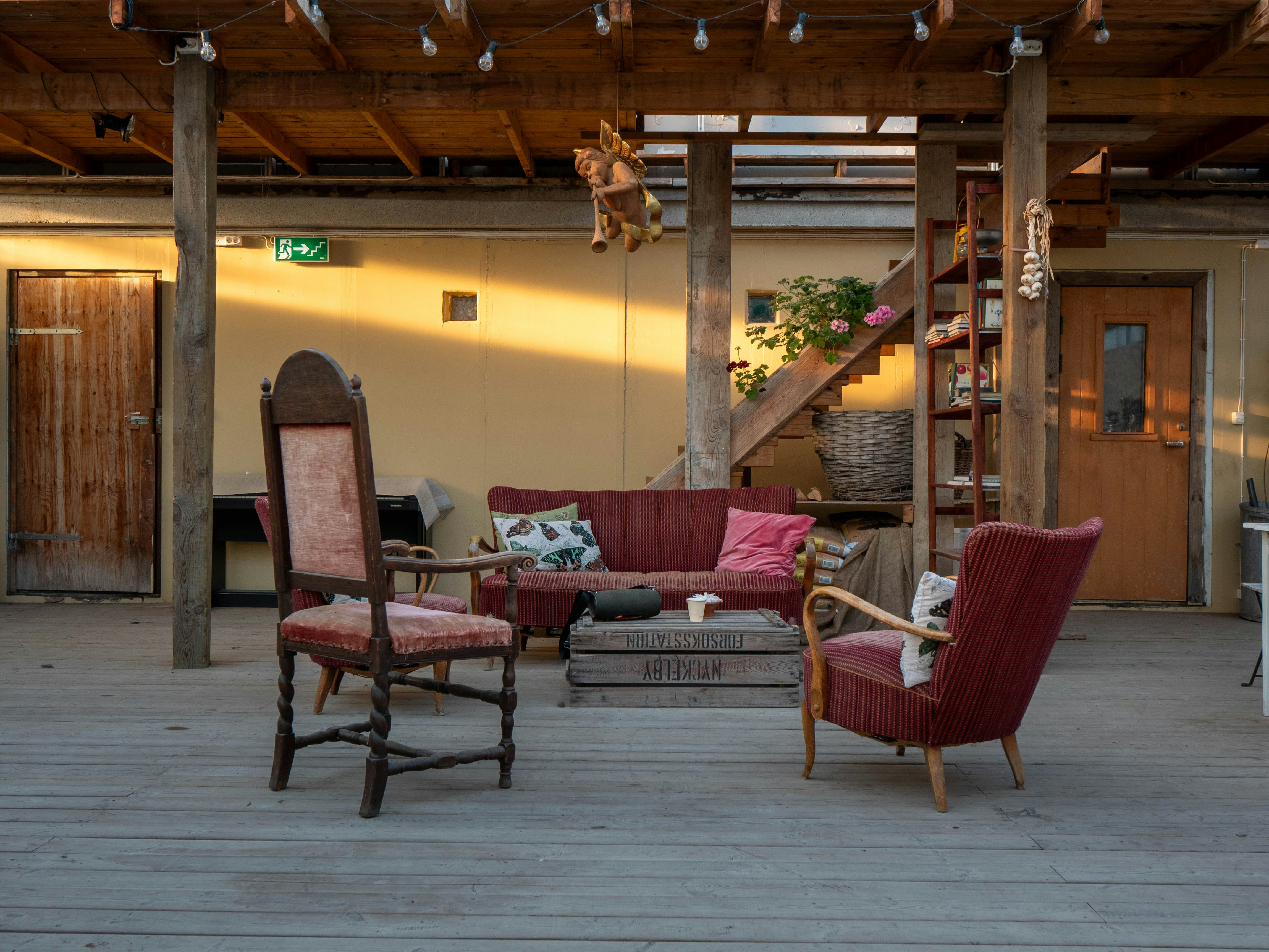 Photo by lucaslemoine