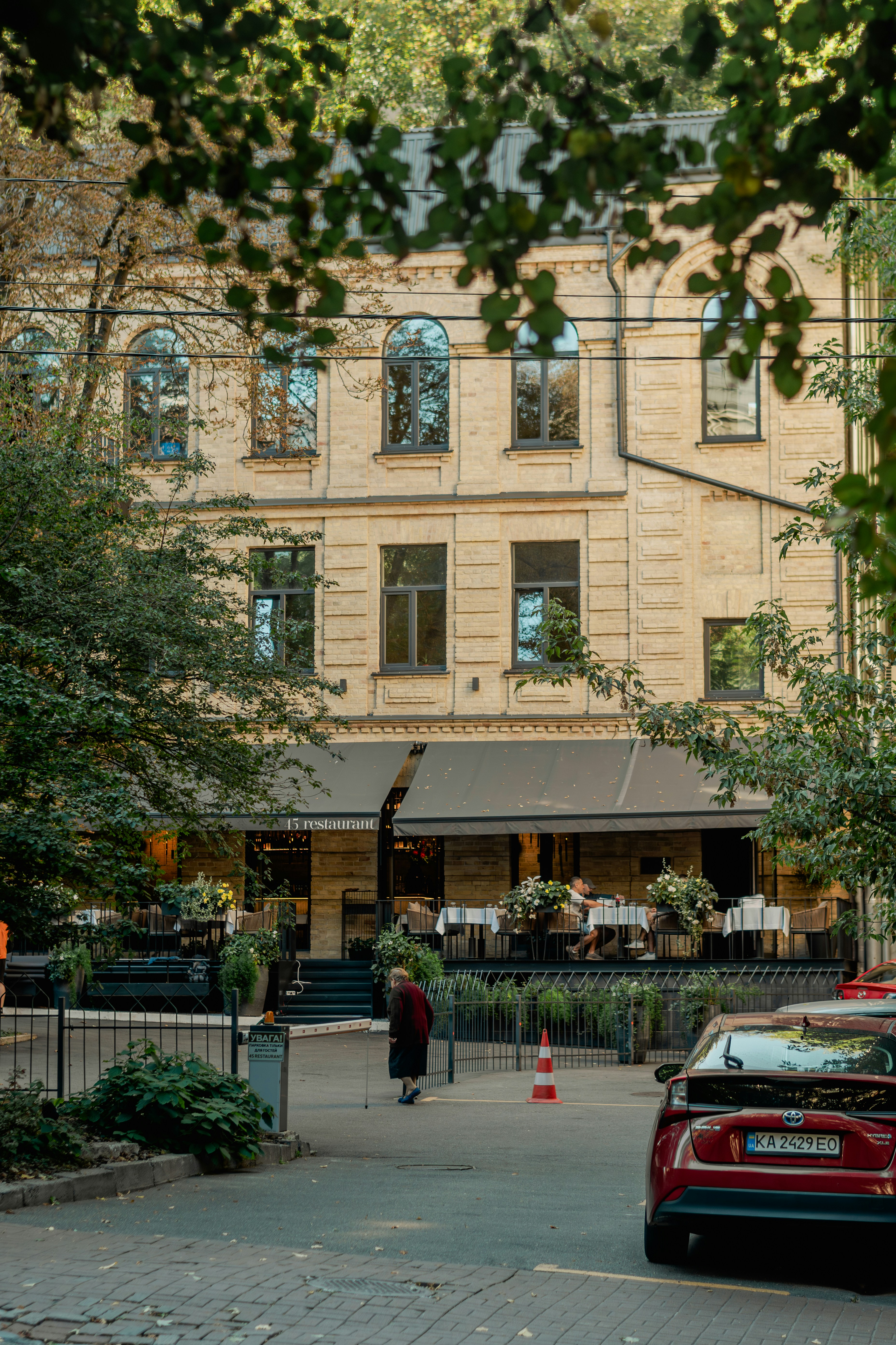 Photo by eugenivy_now