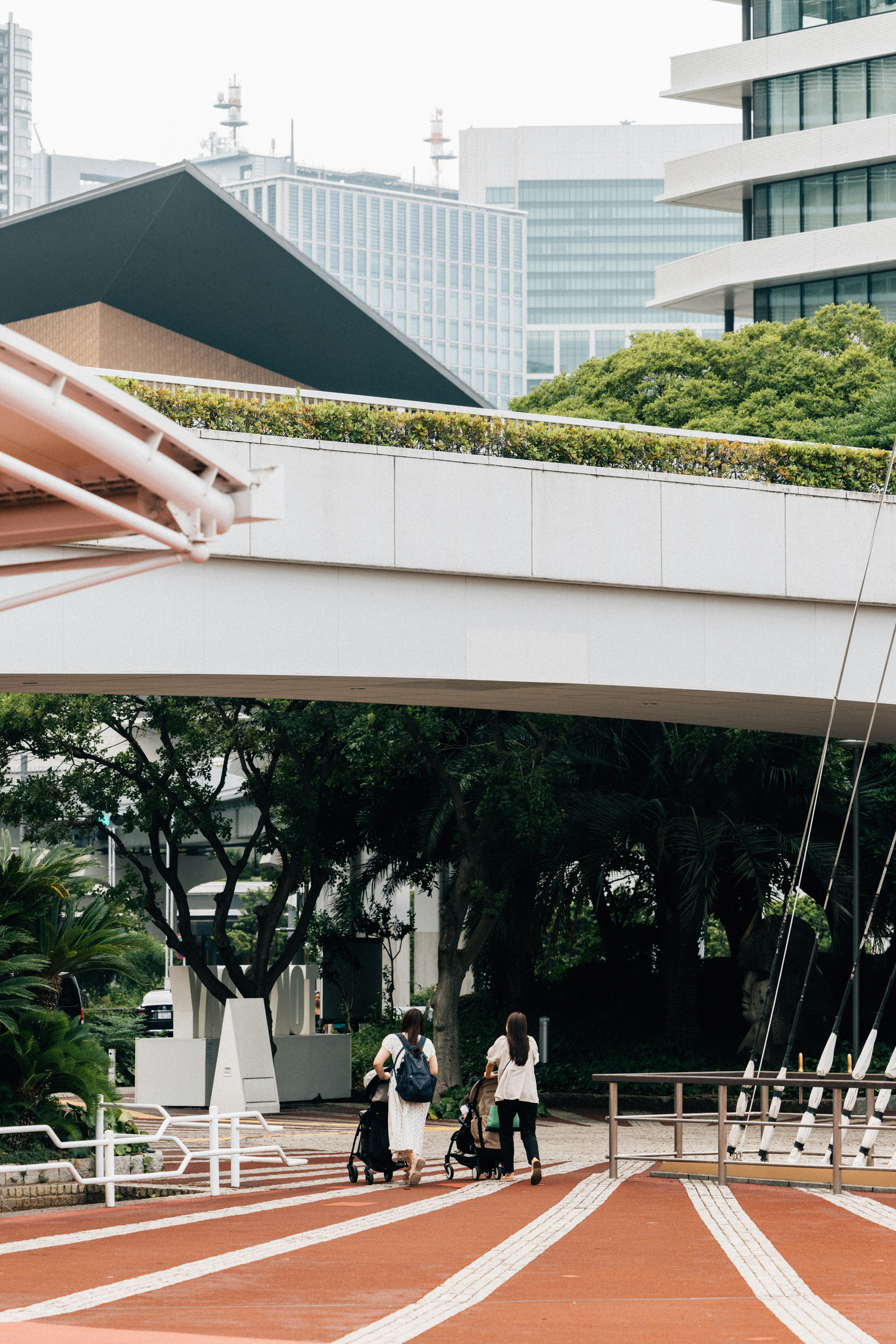 Photo by tsuyoshikozu