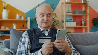 Fraudes por banca móvil / Smishing
