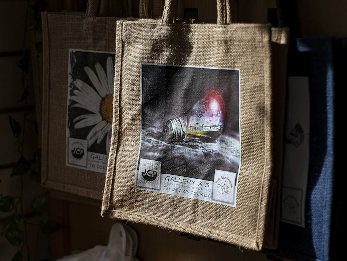 Printed jute tote bags and reusable shopping bags