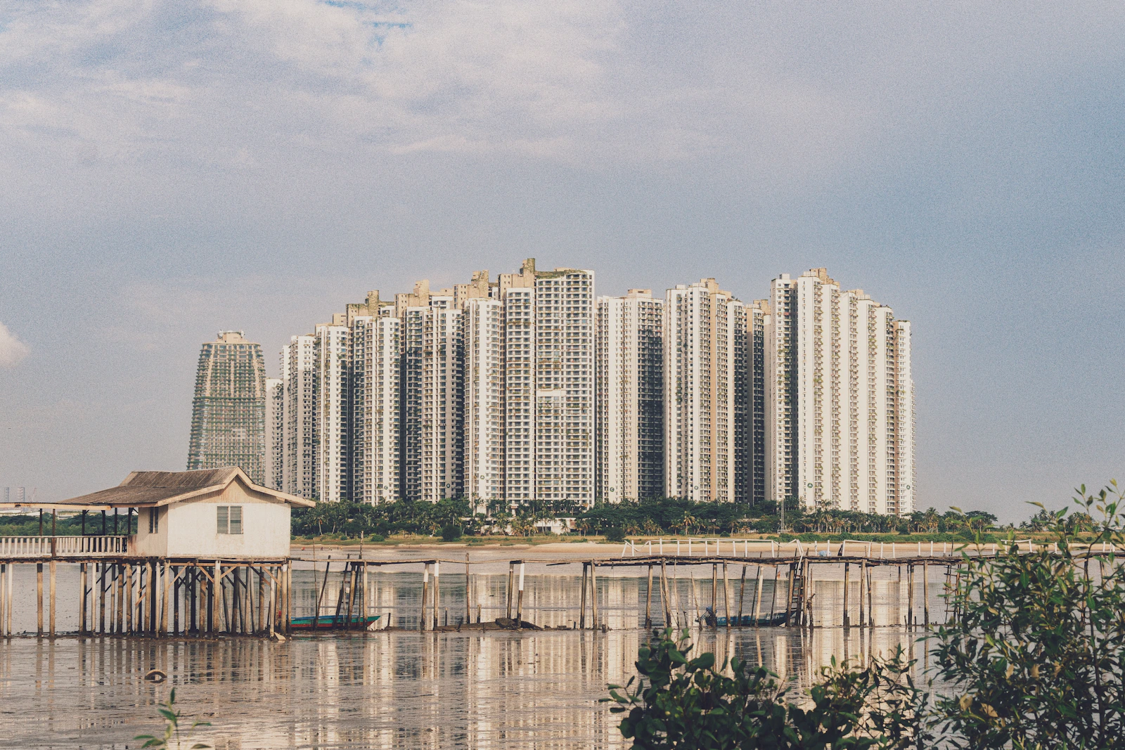 Cara jual rumah Johor melibatkan hartanah kediaman dan apartment sebenar di Gelang Patah