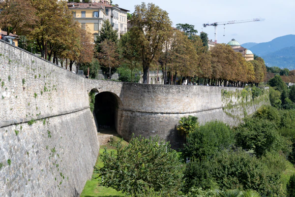 Mercatini vintage a Bergamo: due città, due mercati