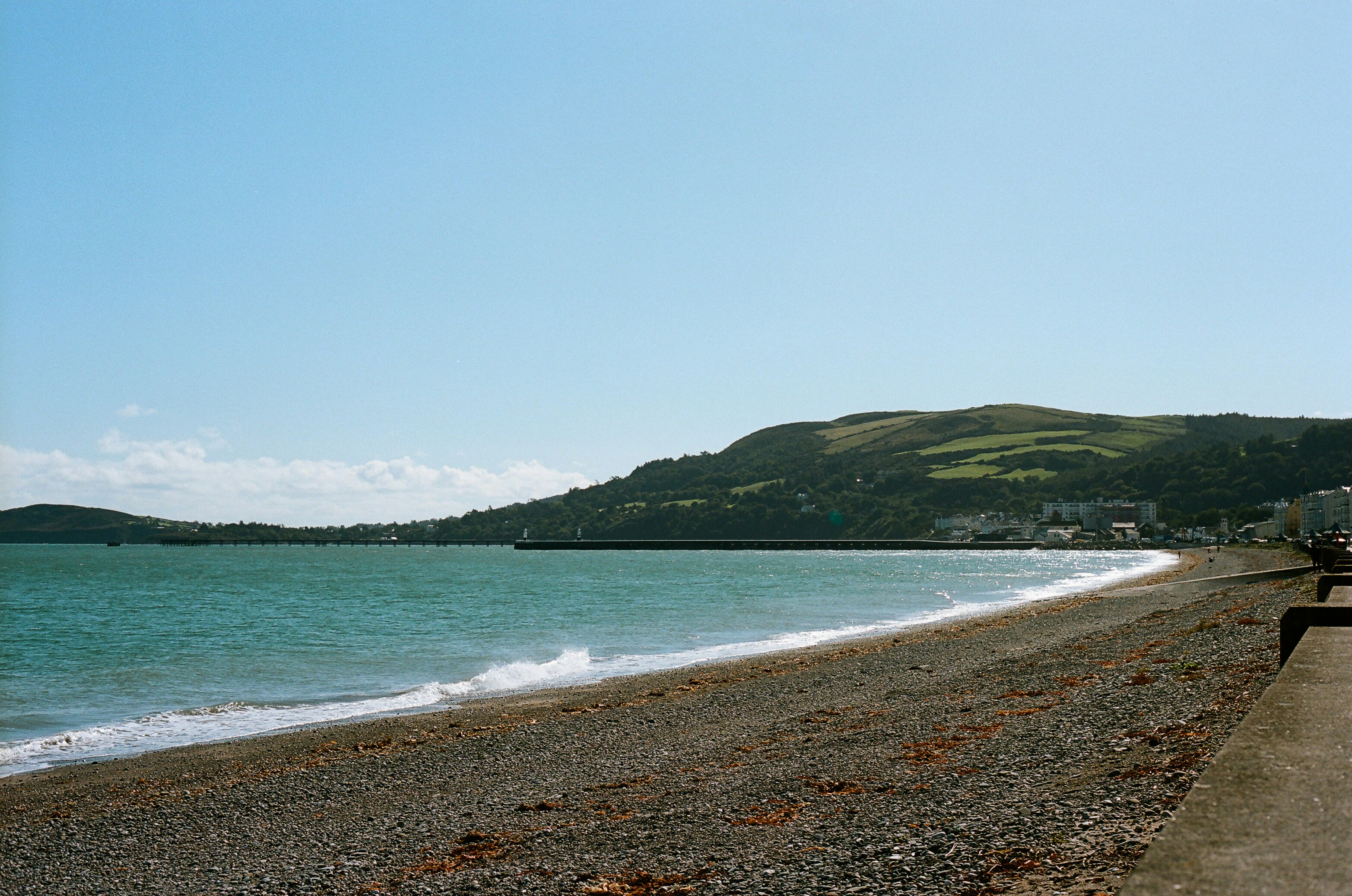 Stay online in the Isle Of Man with a prepaid eSIM from eSIMlii. Instant activation, no roaming charges, and reliable coverage.