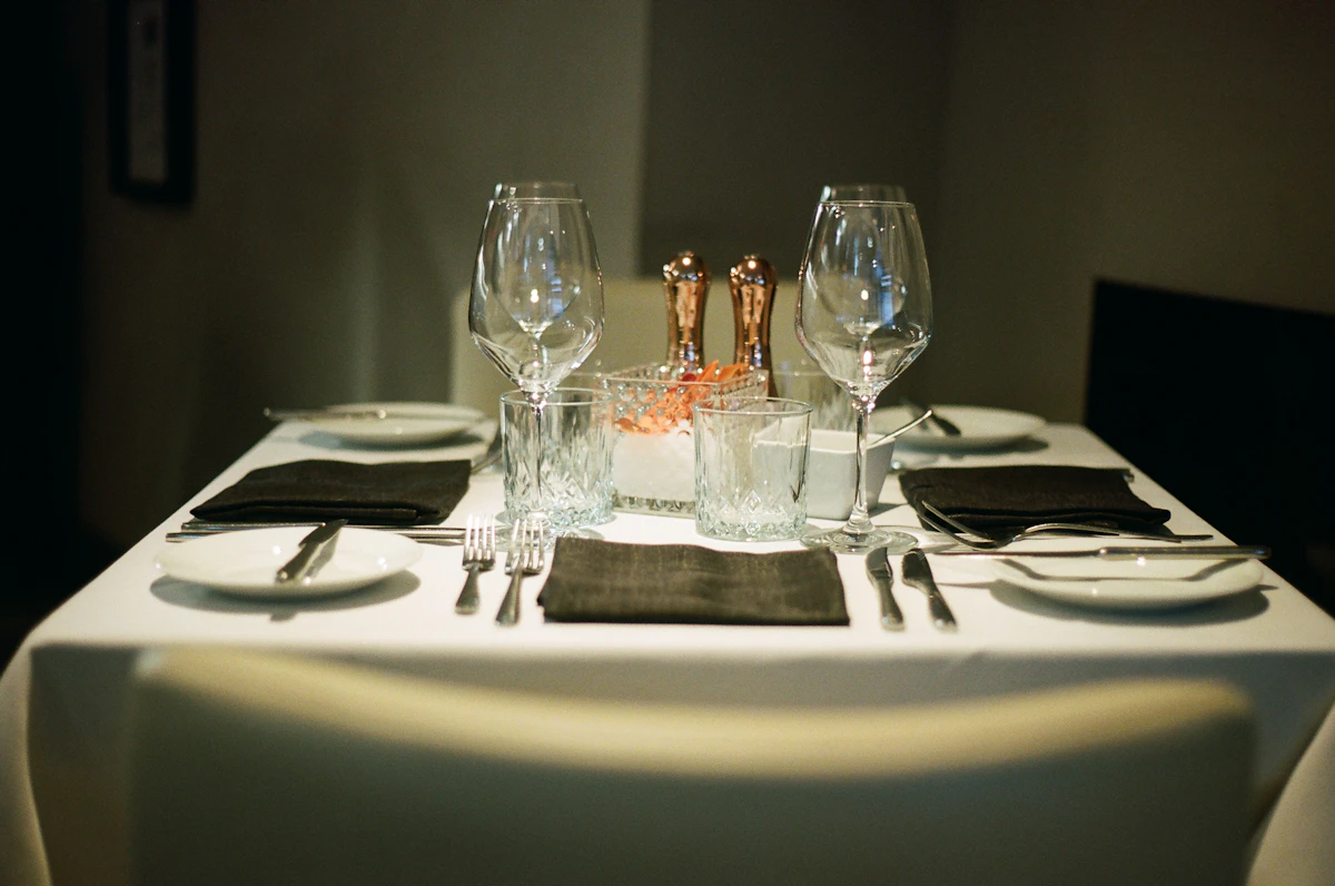 Private dining table