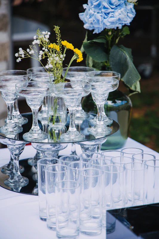 Champagne glasses with flowers